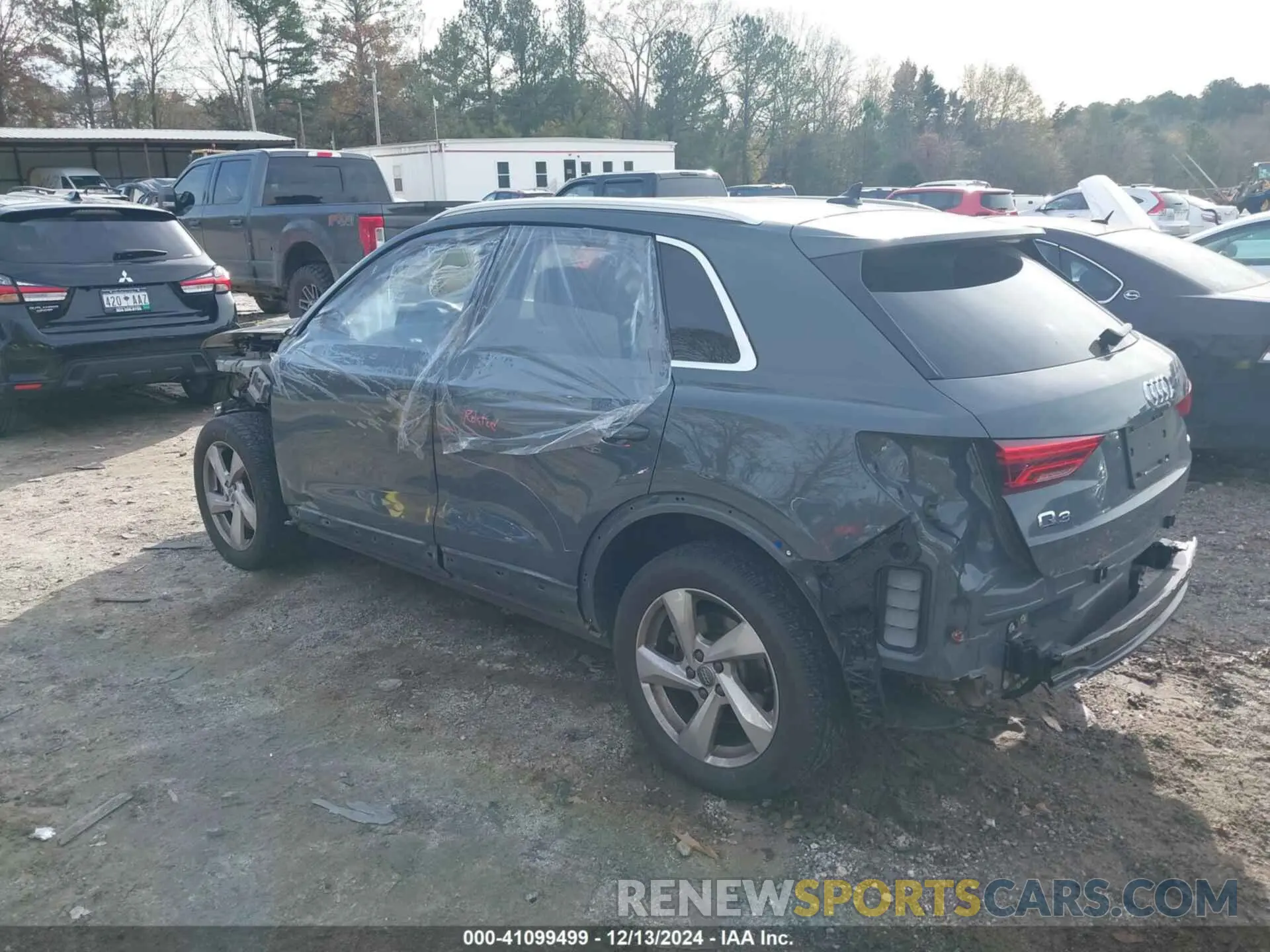 3 fotografías del automóvil dañado WA1AECF37K1076492 AUDI Q3 2019