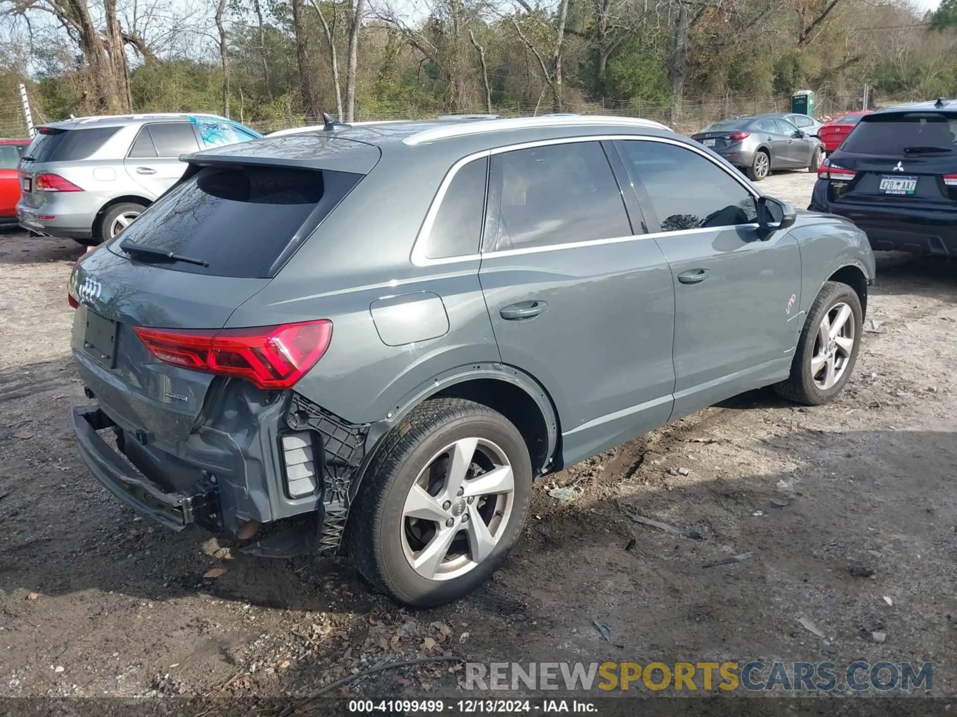 4 fotografías del automóvil dañado WA1AECF37K1076492 AUDI Q3 2019