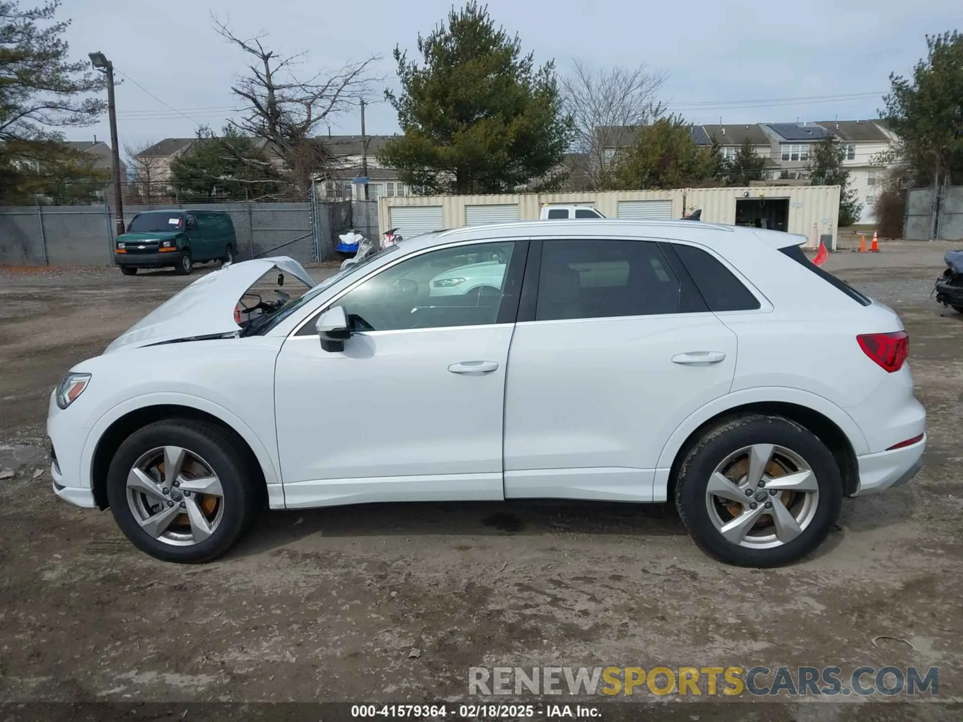 14 fotografías del automóvil dañado WA1BECF31K1082373 AUDI Q3 2019
