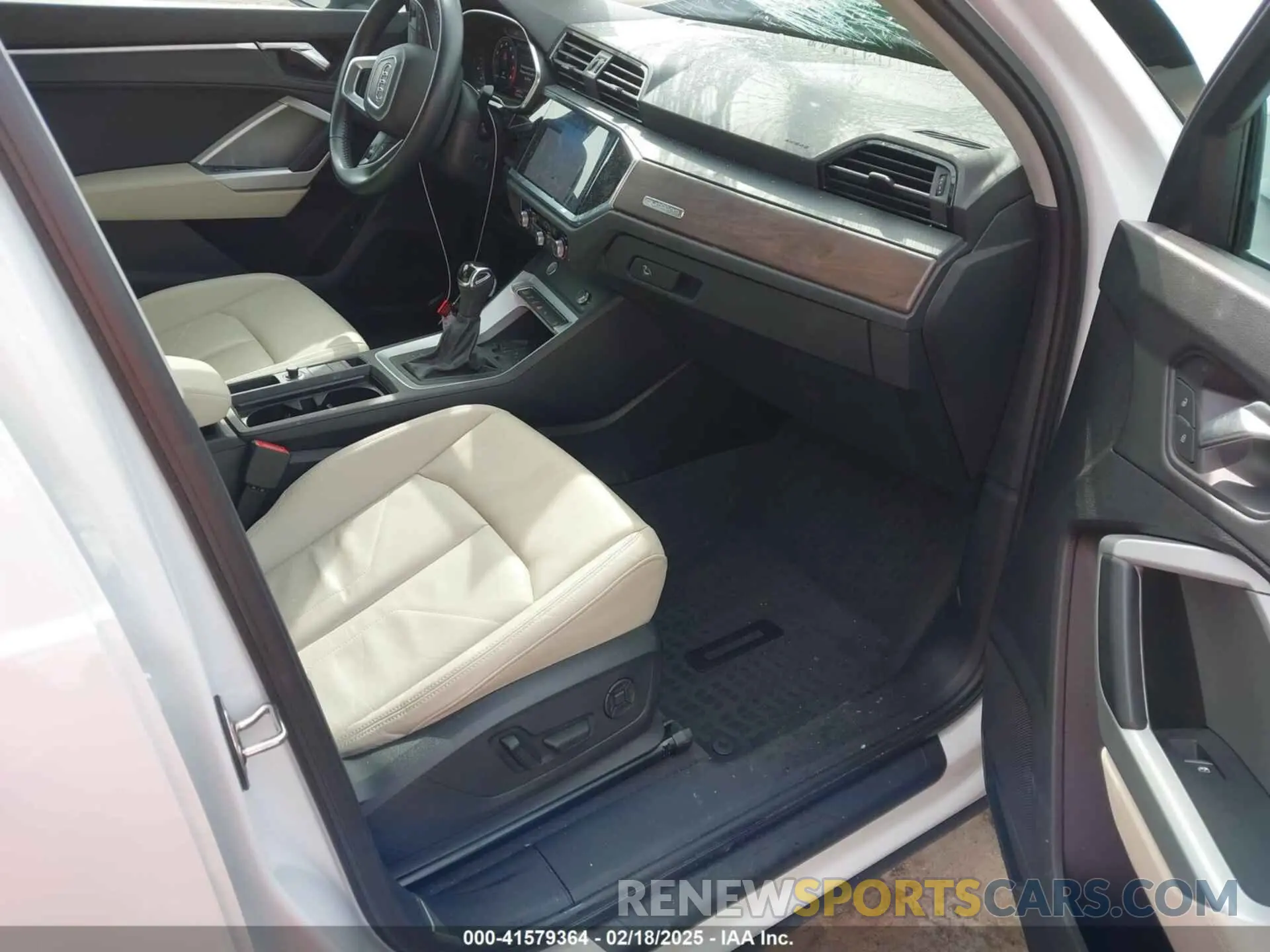 5 fotografías del automóvil dañado WA1BECF31K1082373 AUDI Q3 2019