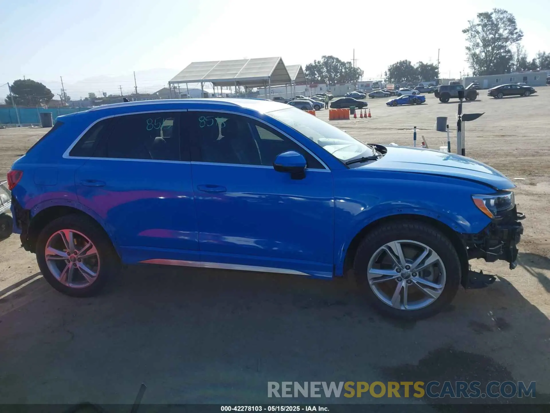 14 fotografías del automóvil dañado WA1DECF31K1082804 AUDI Q3 2019