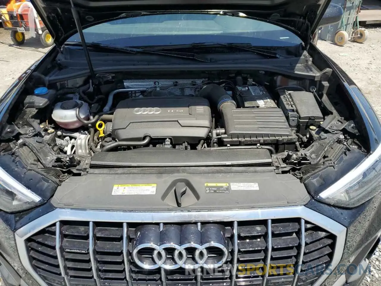 12 fotografías del automóvil dañado WA1DECF34K1082280 AUDI Q3 2019