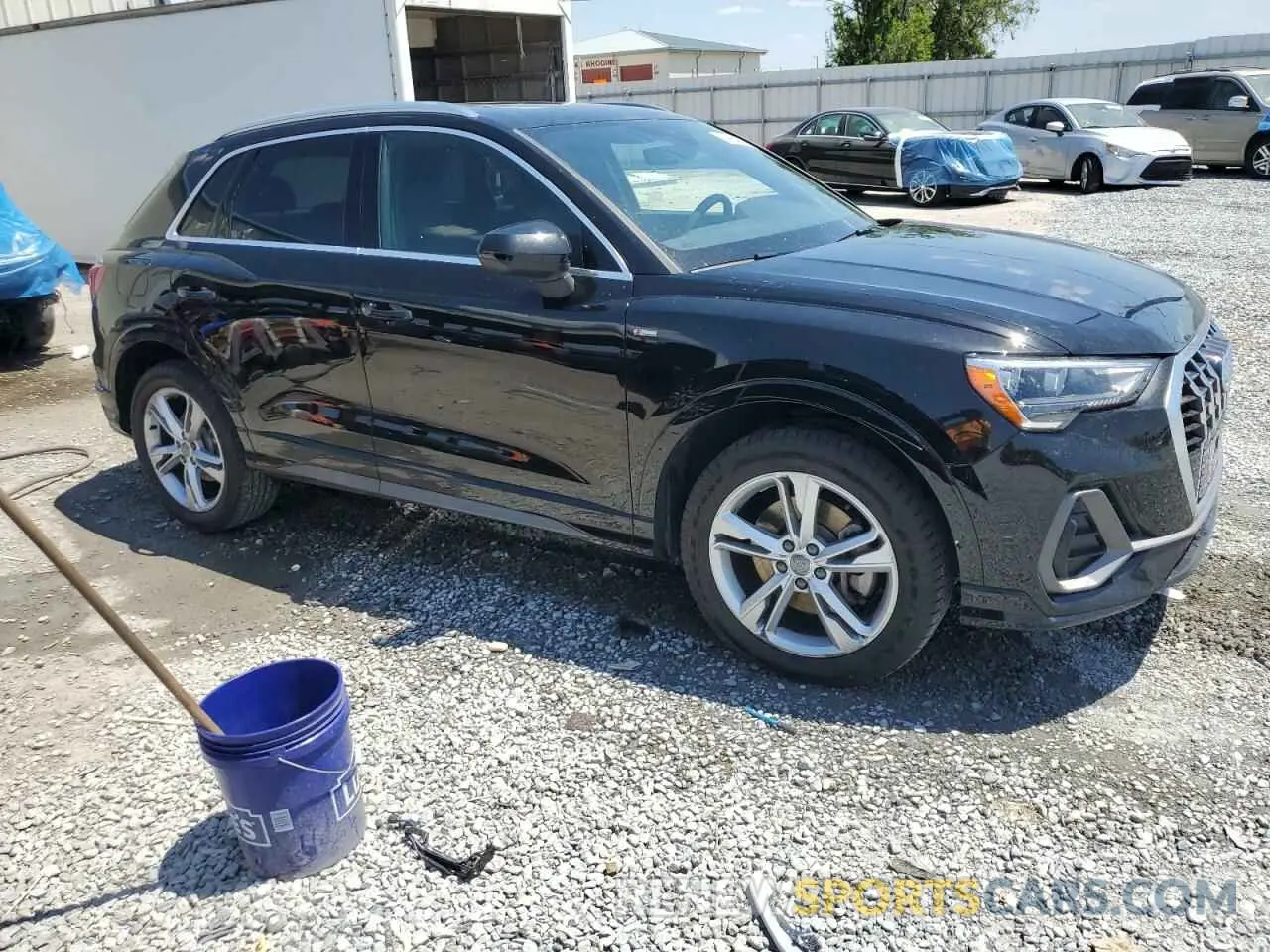 4 fotografías del automóvil dañado WA1DECF34K1082280 AUDI Q3 2019