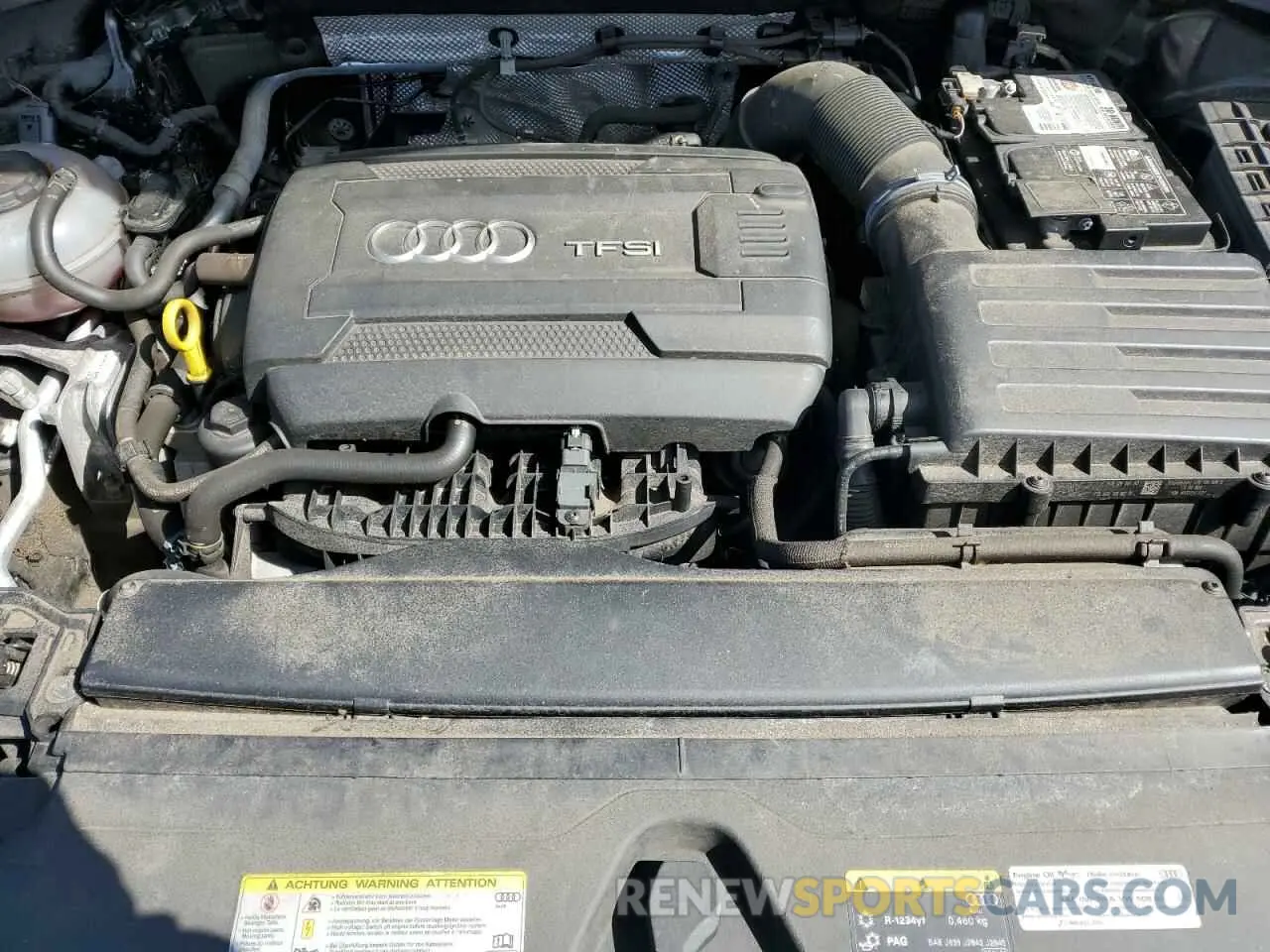 11 fotografías del automóvil dañado WA1DECF35K1083132 AUDI Q3 2019