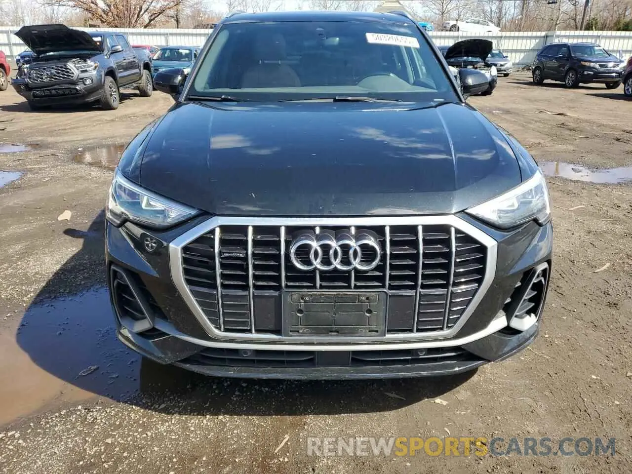 5 fotografías del automóvil dañado WA1DECF35K1083132 AUDI Q3 2019