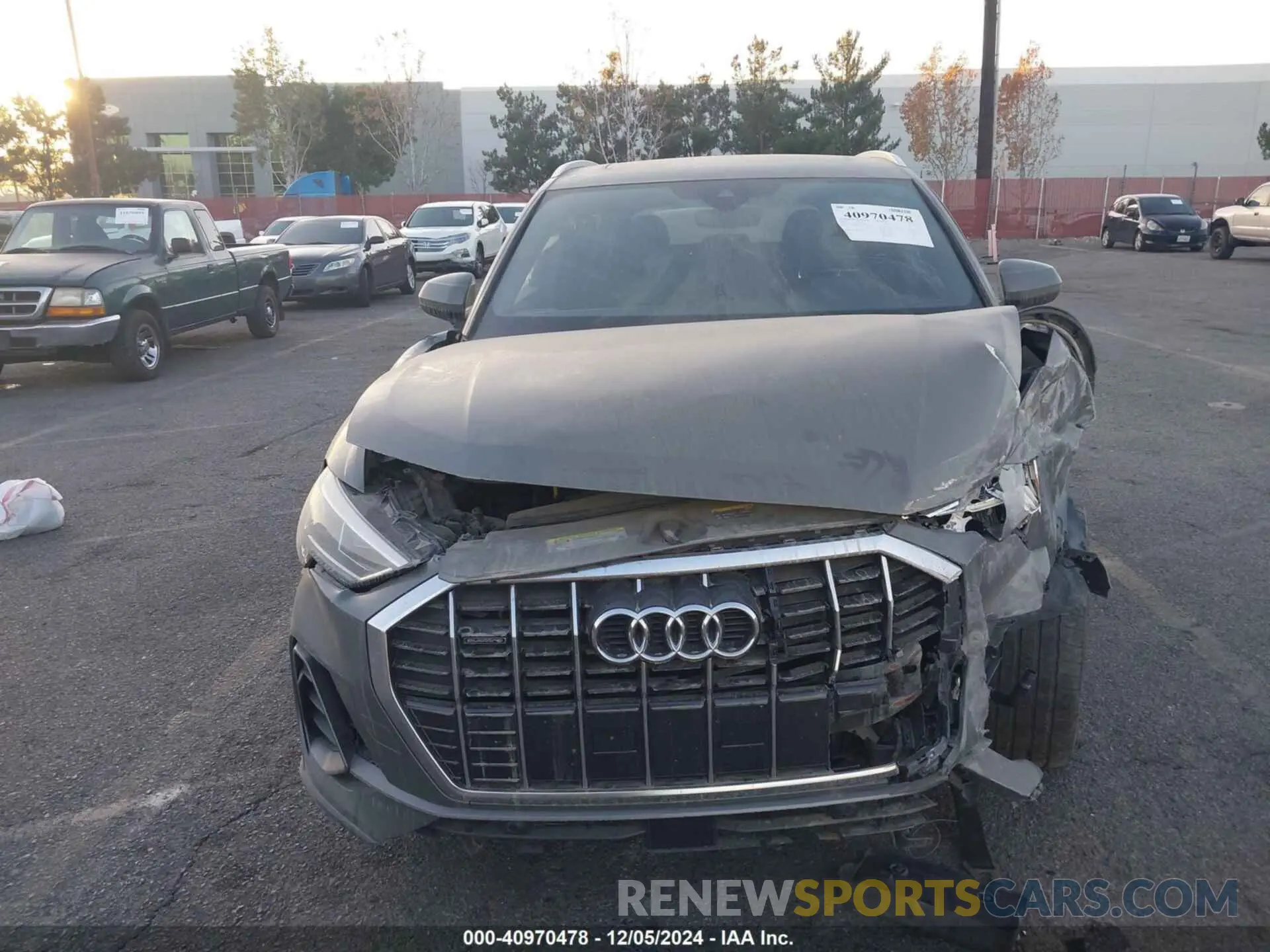 12 fotografías del automóvil dañado WA1EECF30K1070082 AUDI Q3 2019