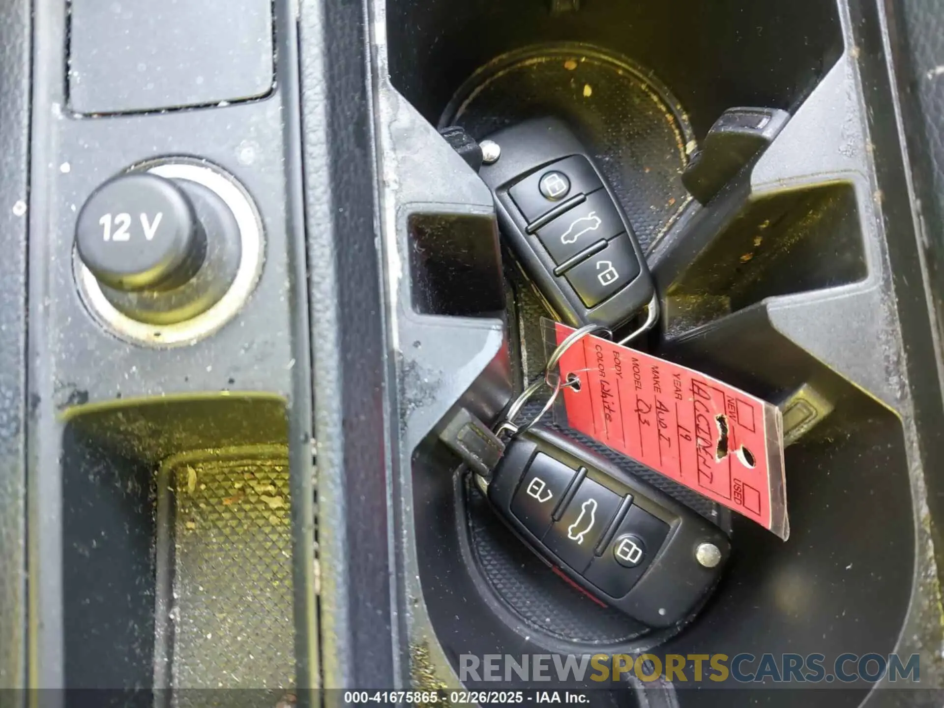 11 fotografías del automóvil dañado WA1EECF30K1085407 AUDI Q3 2019