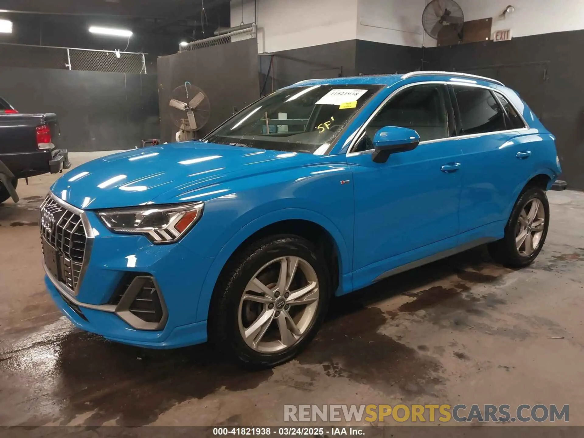 2 fotografías del automóvil dañado WA1EECF33K1084770 AUDI Q3 2019