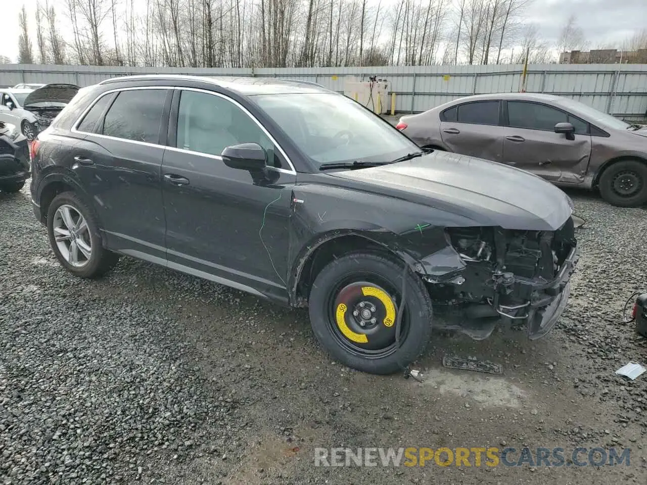 4 fotografías del automóvil dañado WA1EECF37K1065445 AUDI Q3 2019