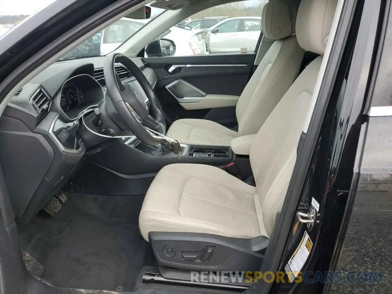 7 fotografías del automóvil dañado WA1EECF37K1065445 AUDI Q3 2019