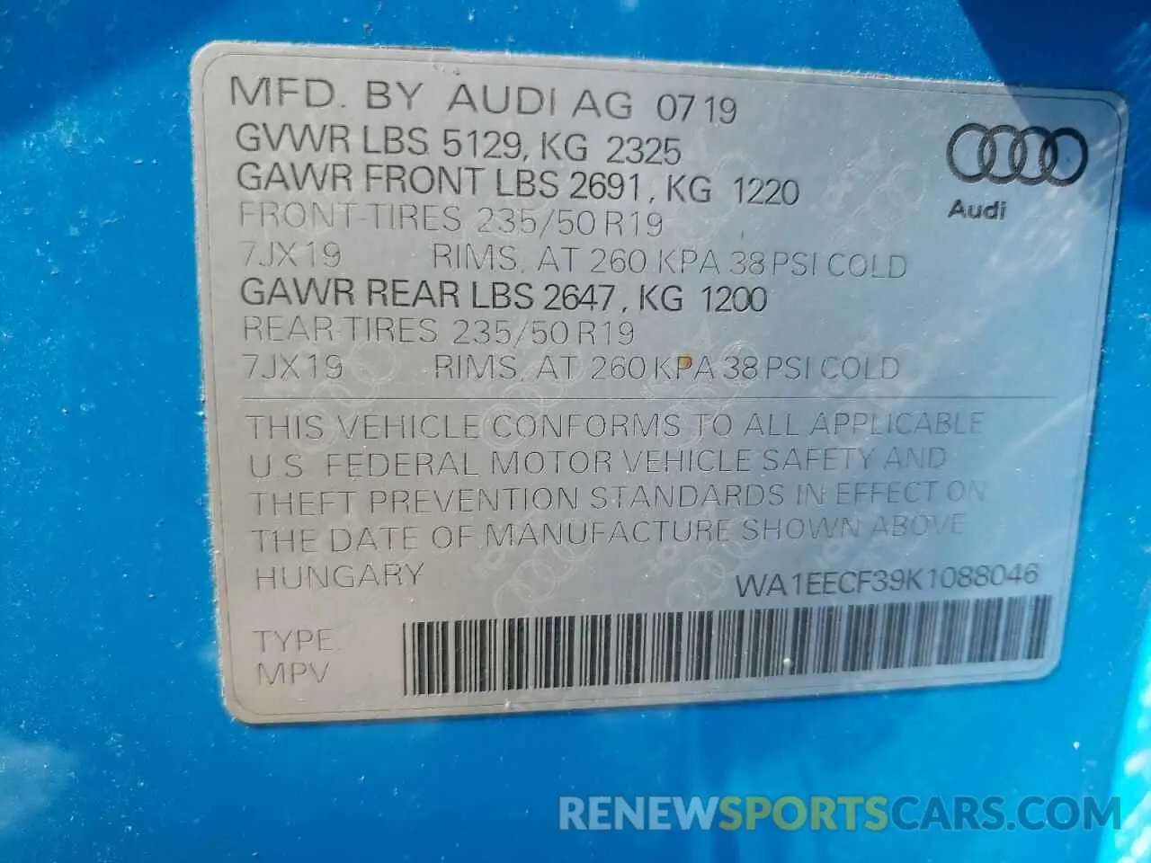 13 fotografías del automóvil dañado WA1EECF39K1088046 AUDI Q3 2019