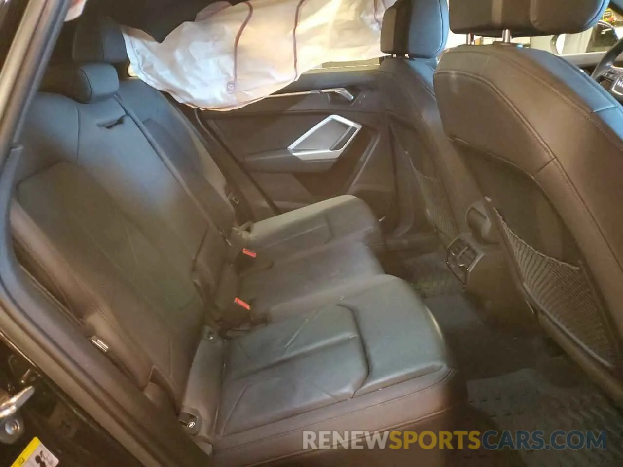 11 fotografías del automóvil dañado WA1AECF30L1121158 AUDI Q3 2020
