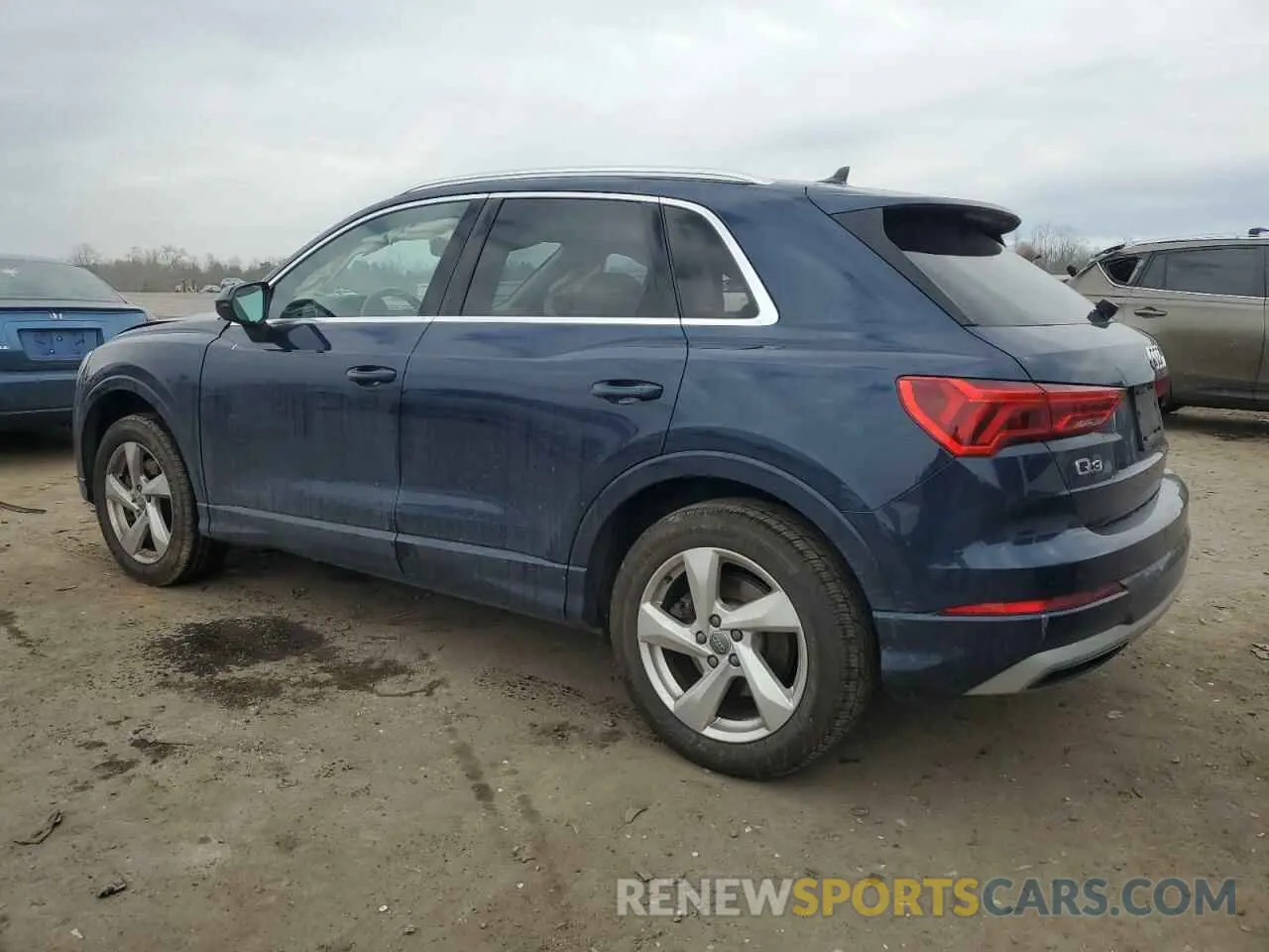 2 fotografías del automóvil dañado WA1AECF31L1010392 AUDI Q3 2020