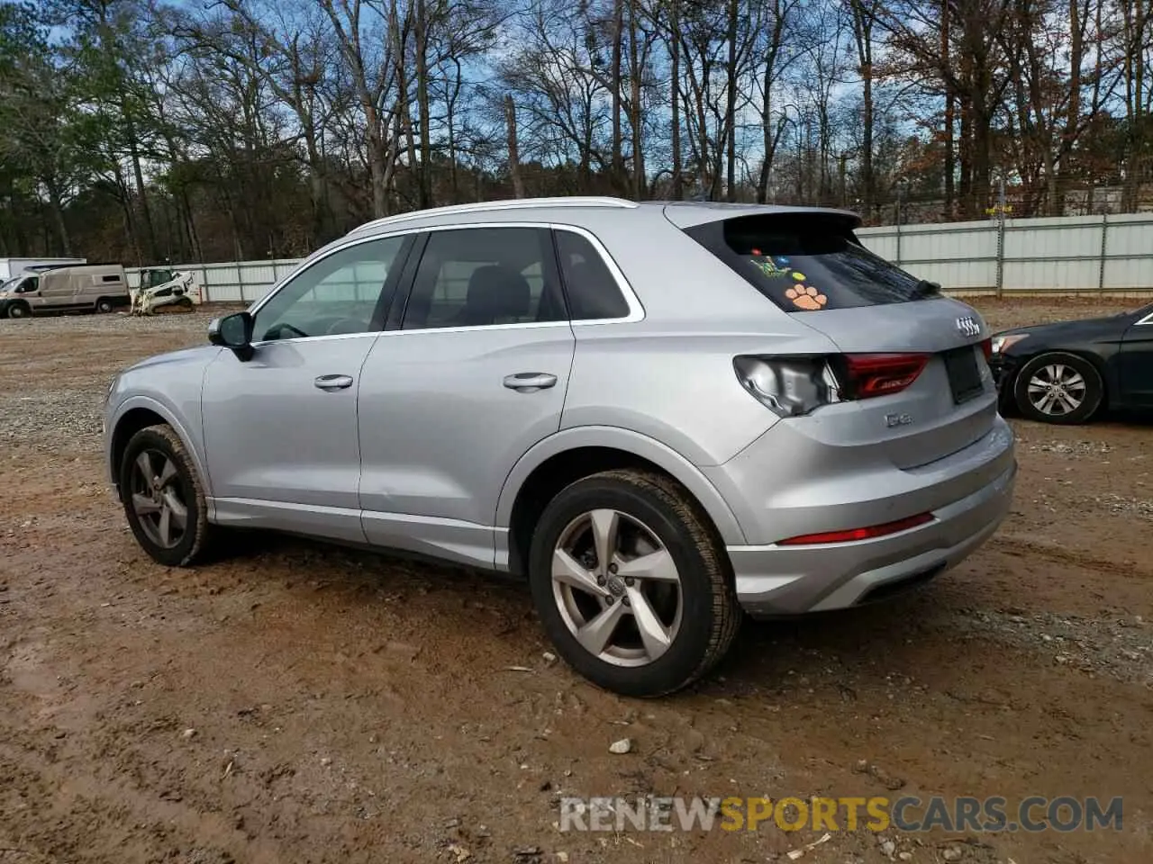 2 fotografías del automóvil dañado WA1AECF31L1040461 AUDI Q3 2020