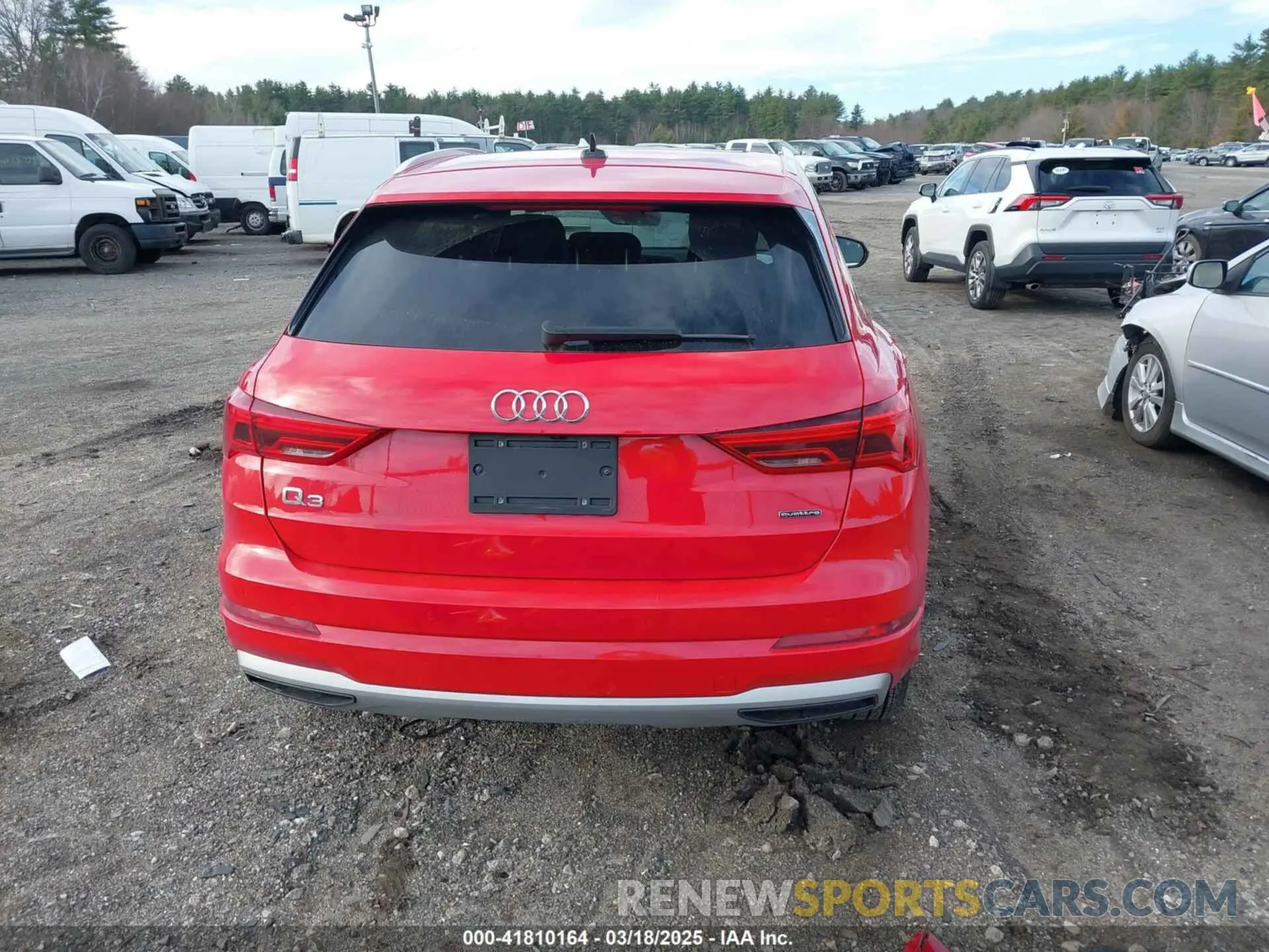 17 fotografías del automóvil dañado WA1AECF32L1001684 AUDI Q3 2020