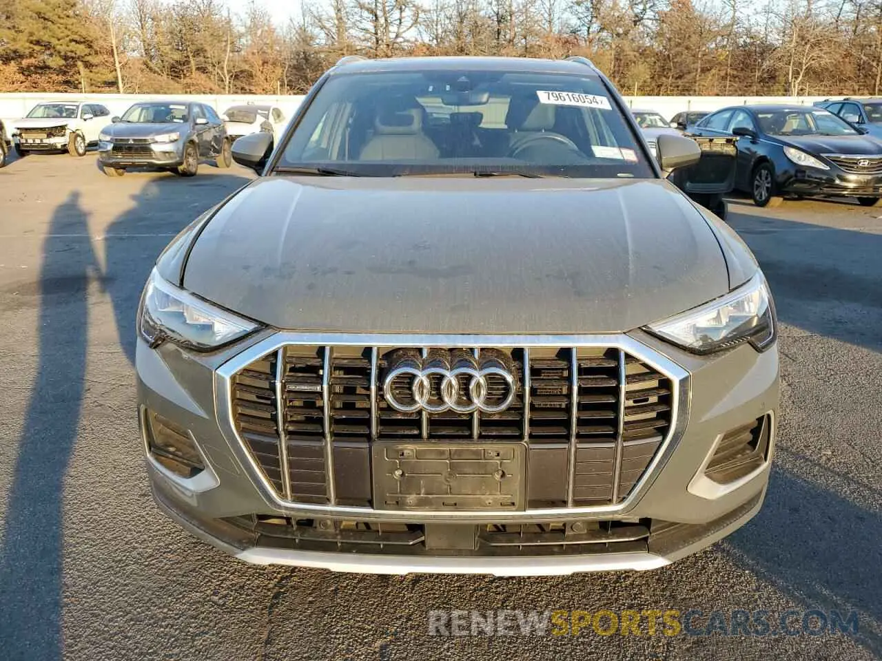 5 fotografías del automóvil dañado WA1AECF32L1014287 AUDI Q3 2020