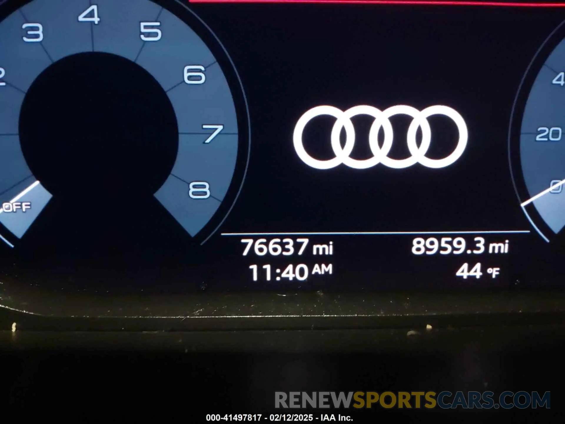 14 fotografías del automóvil dañado WA1AECF33L1035892 AUDI Q3 2020