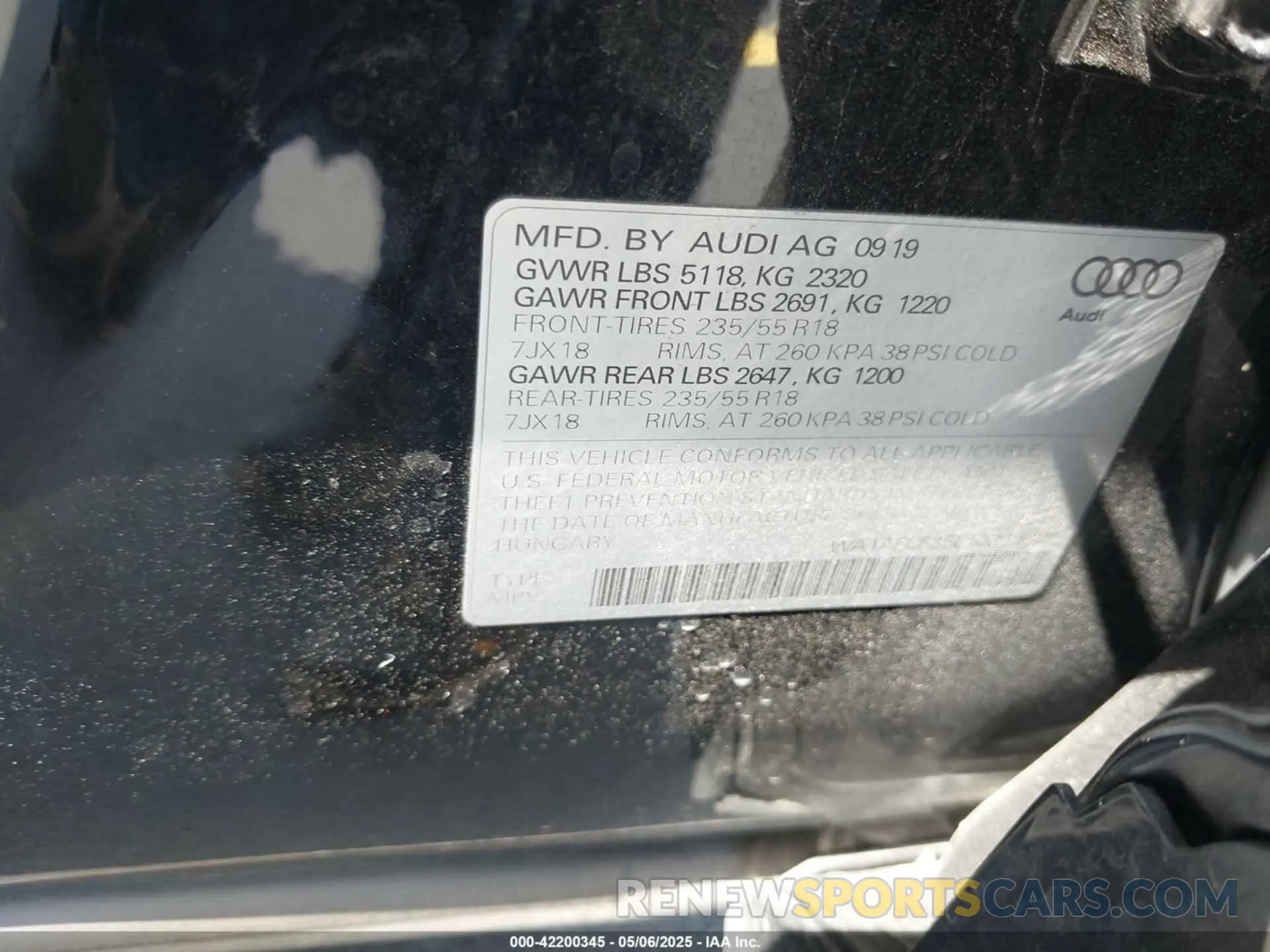 9 fotografías del automóvil dañado WA1AECF35L1021332 AUDI Q3 2020