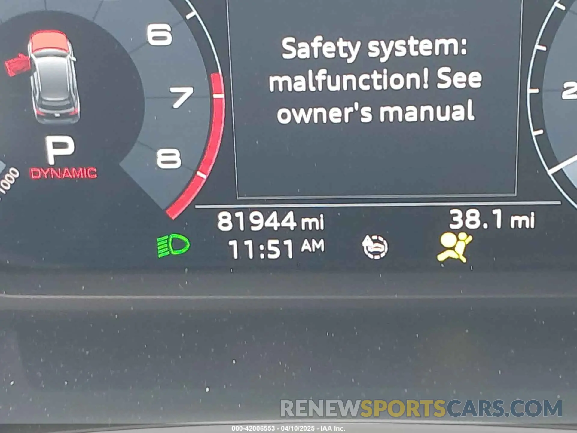 15 fotografías del automóvil dañado WA1AECF35L1030273 AUDI Q3 2020