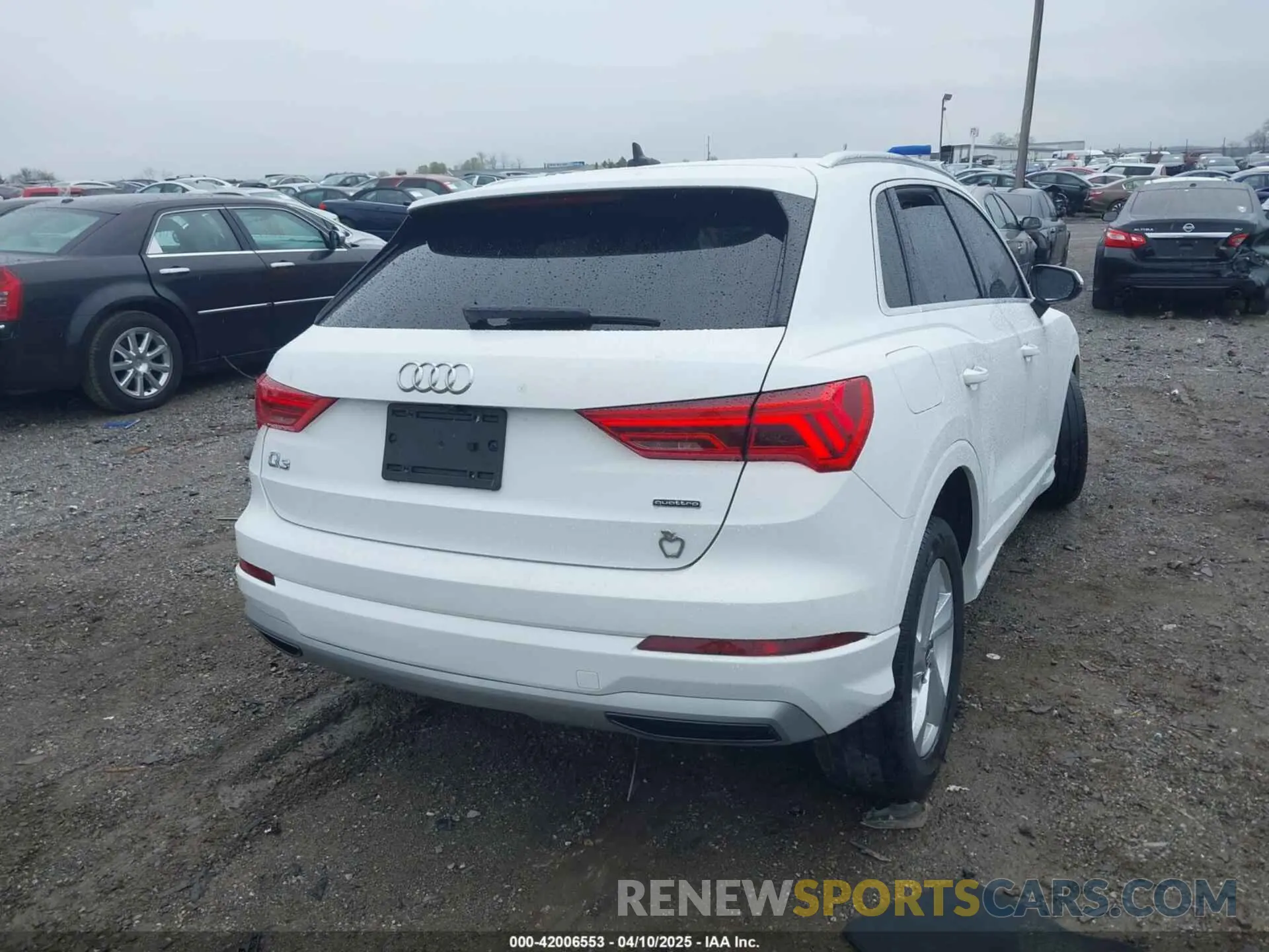 4 fotografías del automóvil dañado WA1AECF35L1030273 AUDI Q3 2020