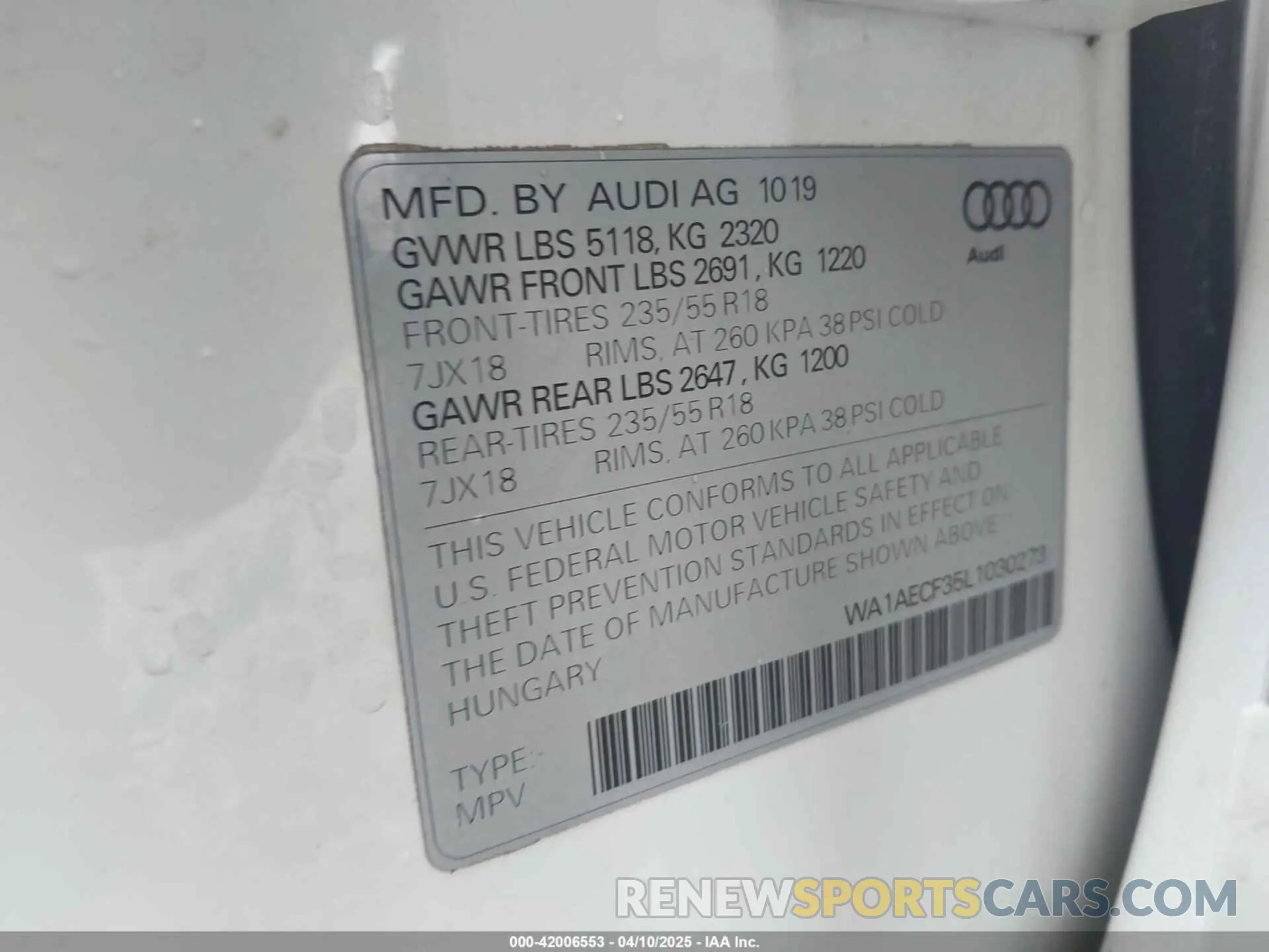 9 fotografías del automóvil dañado WA1AECF35L1030273 AUDI Q3 2020