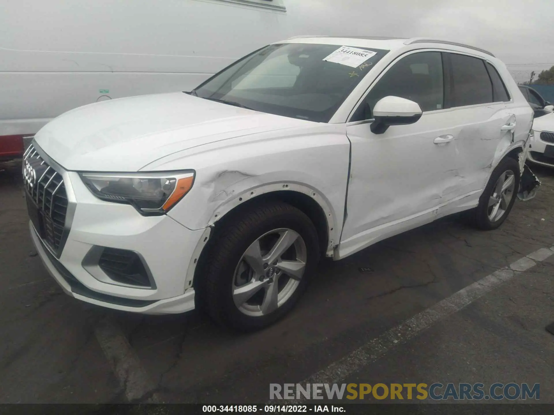 2 fotografías del automóvil dañado WA1AECF36L1032047 AUDI Q3 2020