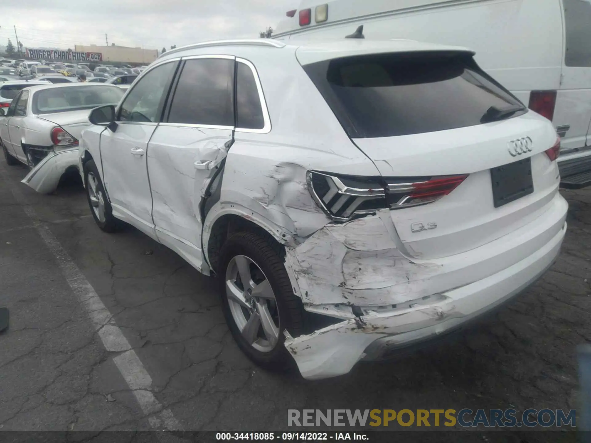 3 fotografías del automóvil dañado WA1AECF36L1032047 AUDI Q3 2020
