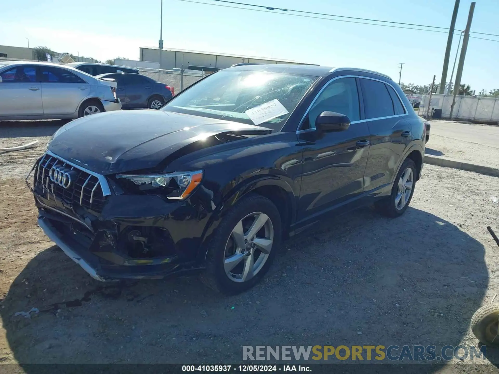 2 fotografías del automóvil dañado WA1AECF38L1026556 AUDI Q3 2020