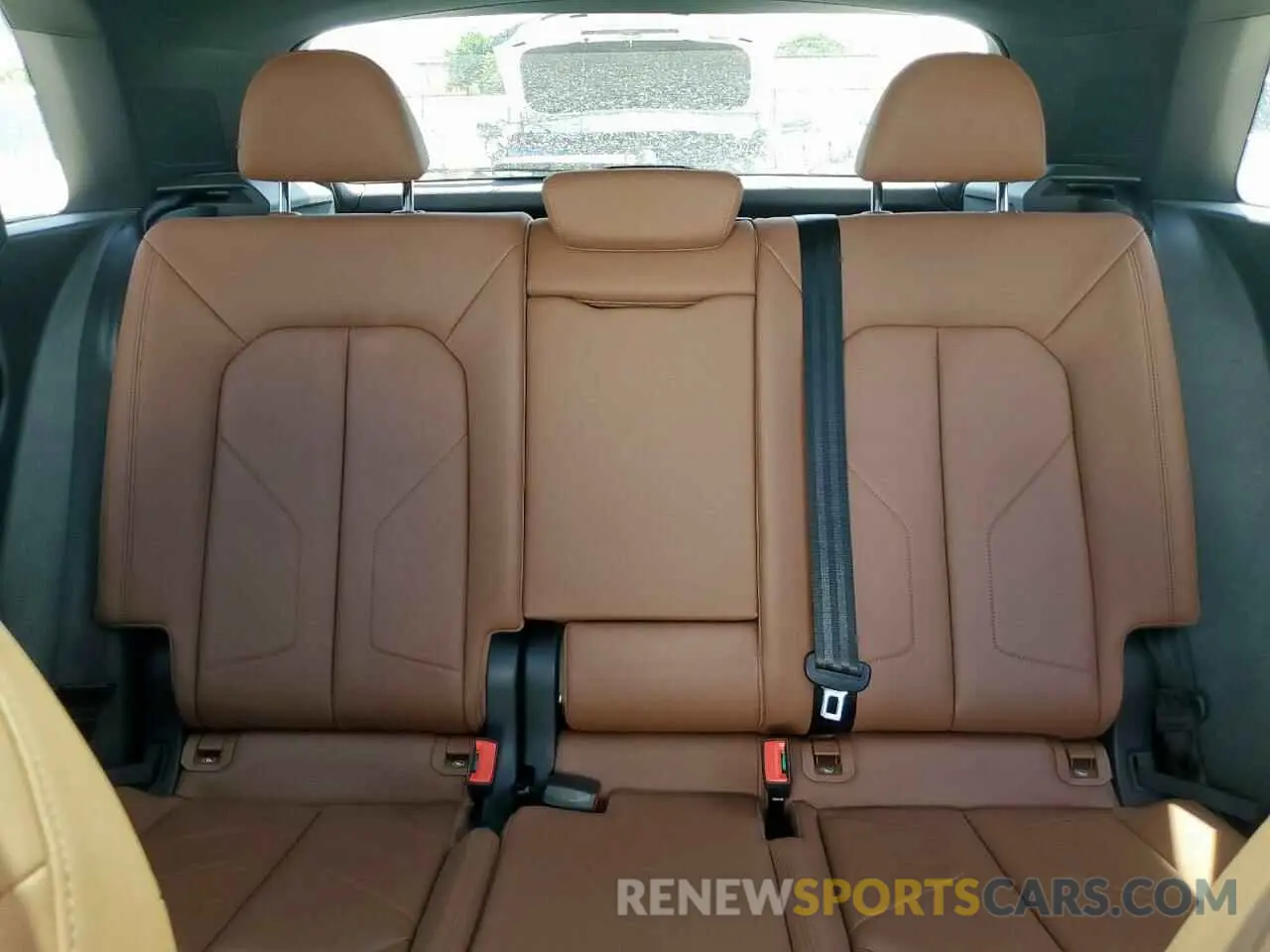 10 fotografías del automóvil dañado WA1AECF3XL1110331 AUDI Q3 2020