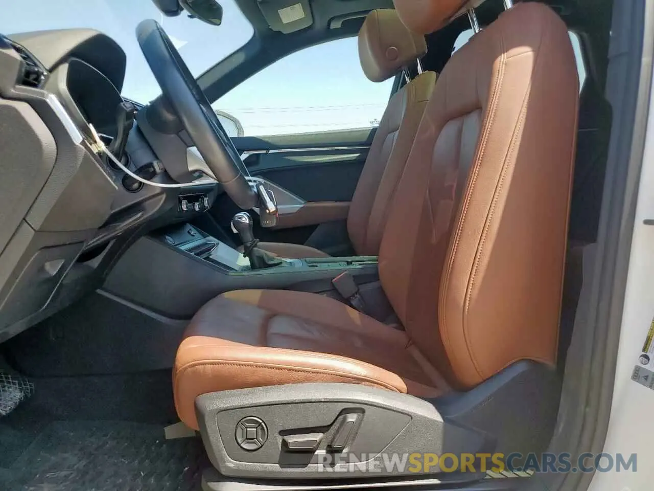7 fotografías del automóvil dañado WA1AECF3XL1110331 AUDI Q3 2020