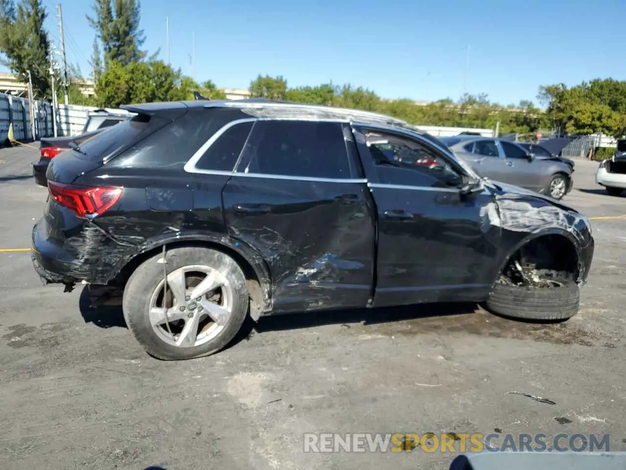 3 fotografías del automóvil dañado WA1BECF30L1103506 AUDI Q3 2020