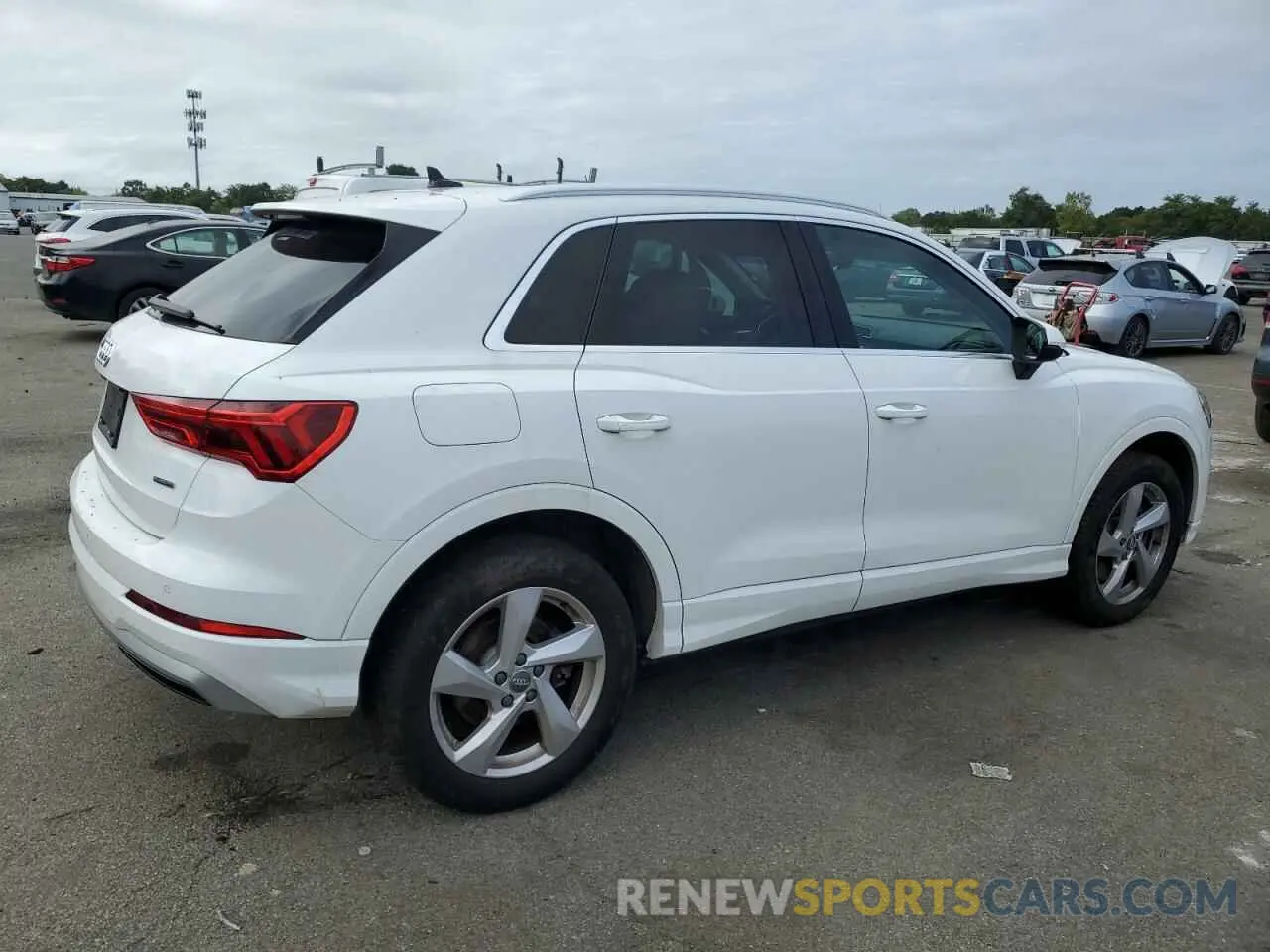 3 fotografías del automóvil dañado WA1BECF32L1104270 AUDI Q3 2020