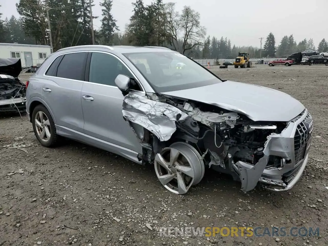 4 fotografías del automóvil dañado WA1BECF37L1081164 AUDI Q3 2020