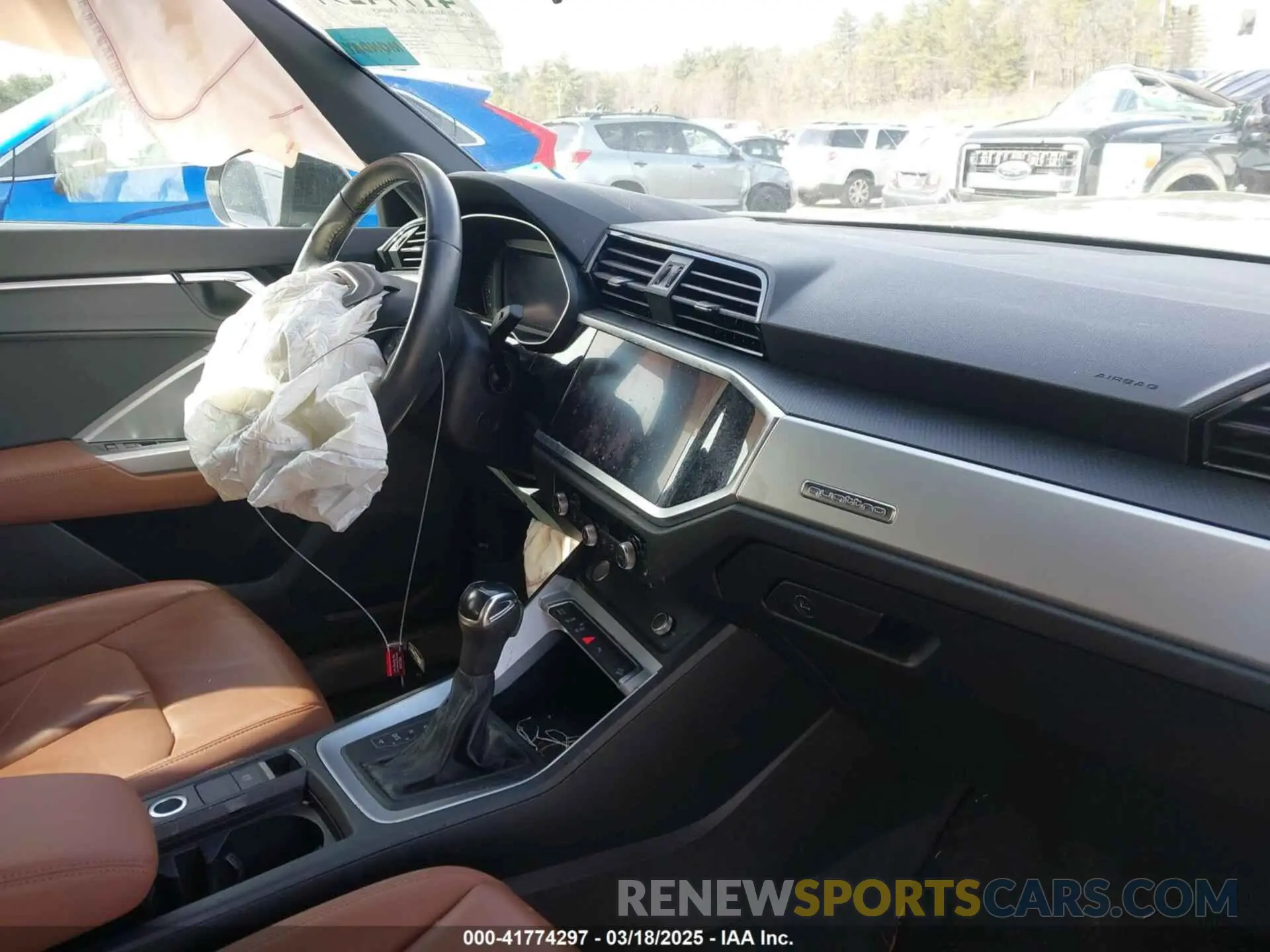 5 fotografías del automóvil dañado WA1DECF31L1030946 AUDI Q3 2020