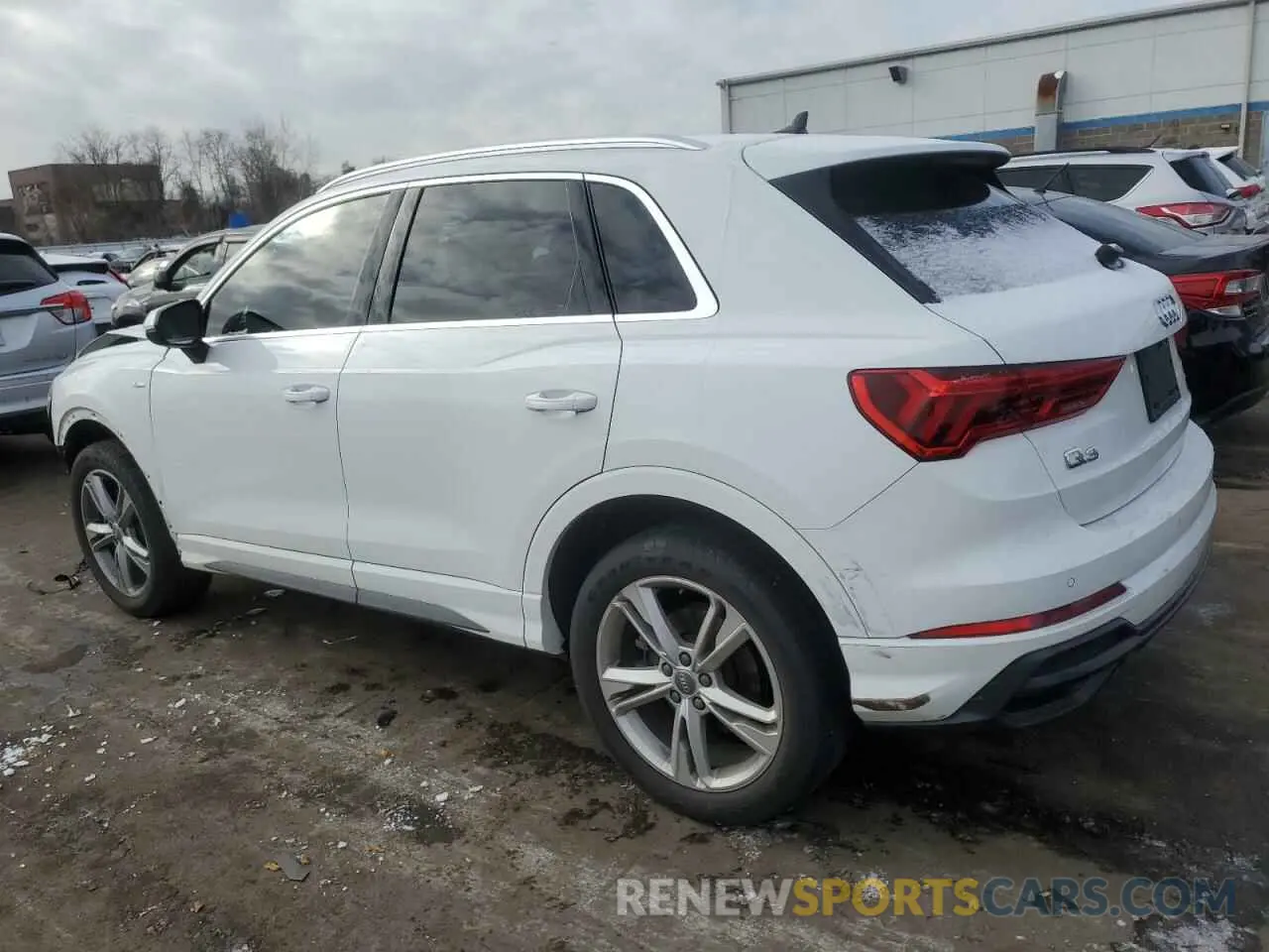 2 fotografías del automóvil dañado WA1DECF31L1125362 AUDI Q3 2020