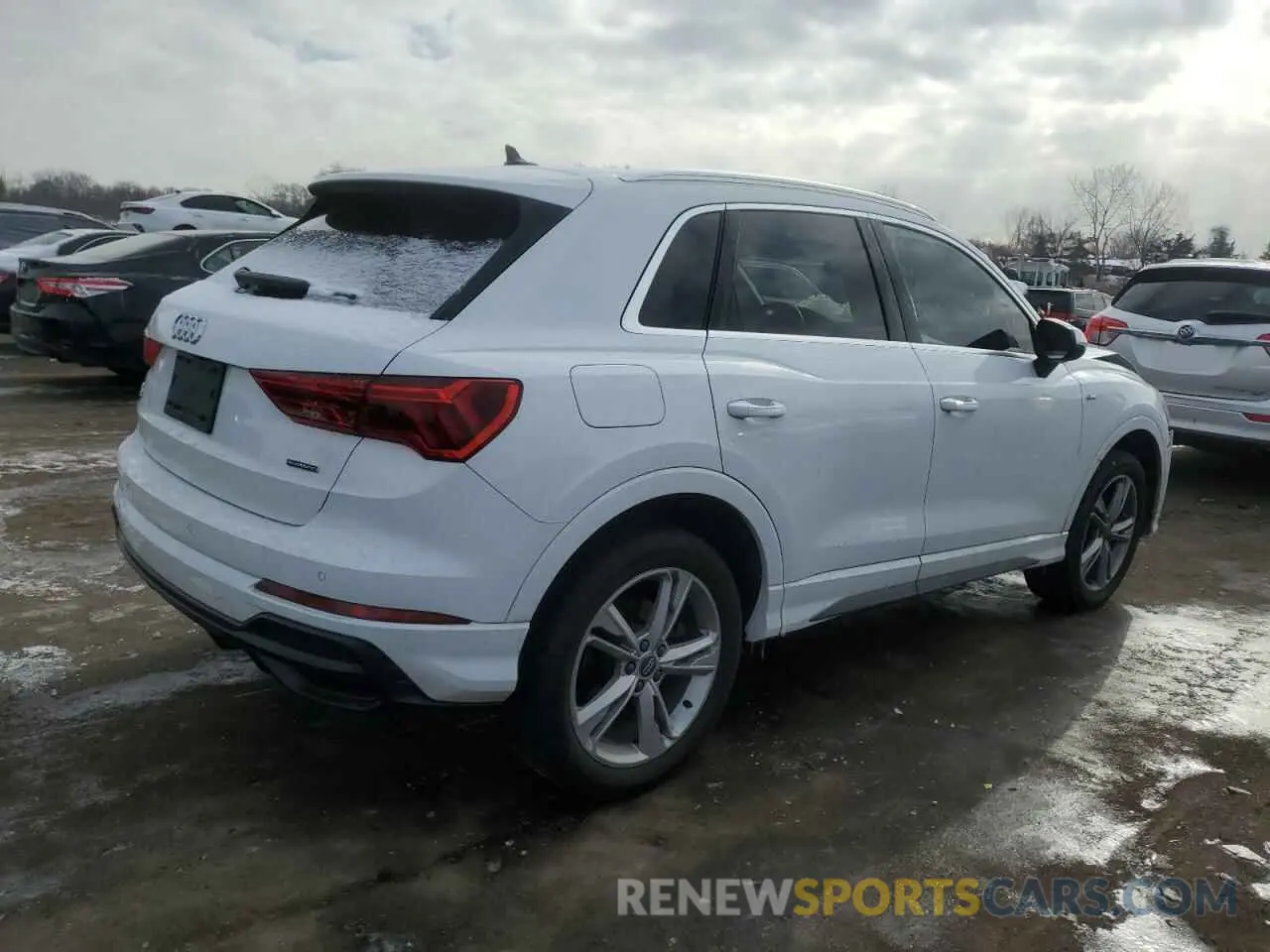3 fotografías del automóvil dañado WA1DECF31L1125362 AUDI Q3 2020