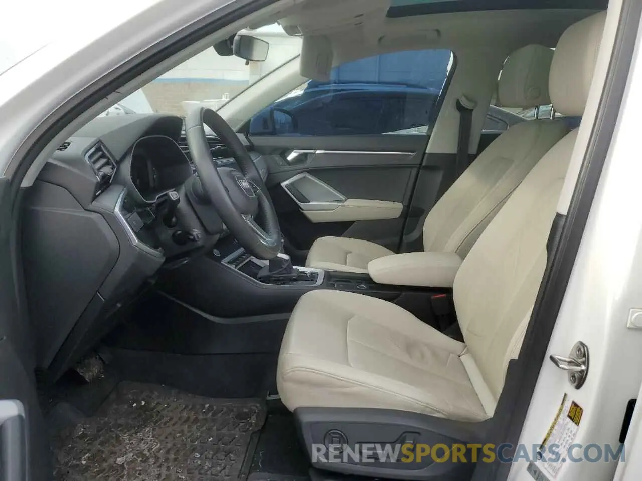 7 fotografías del automóvil dañado WA1DECF31L1125362 AUDI Q3 2020