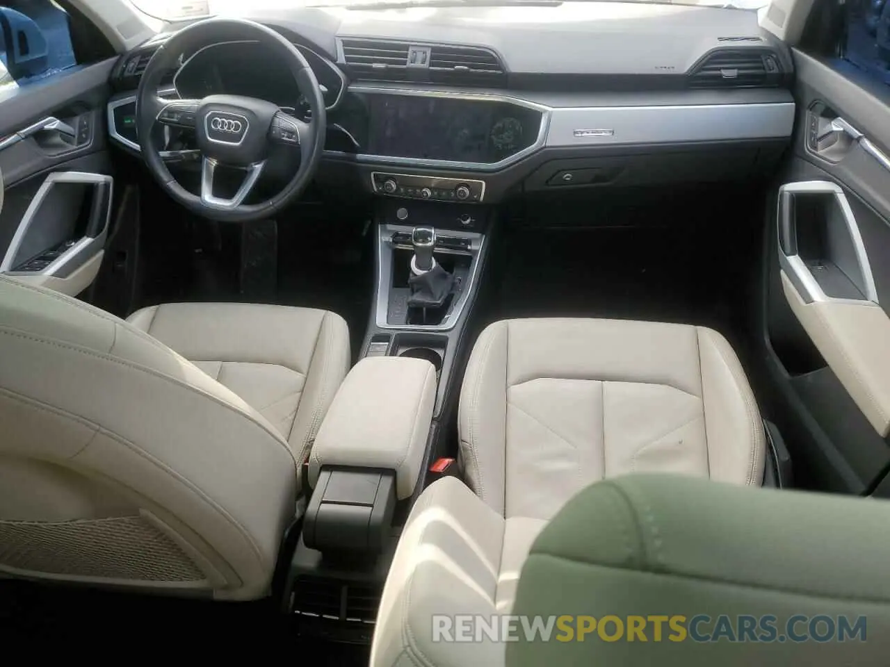 8 fotografías del automóvil dañado WA1DECF31L1125362 AUDI Q3 2020