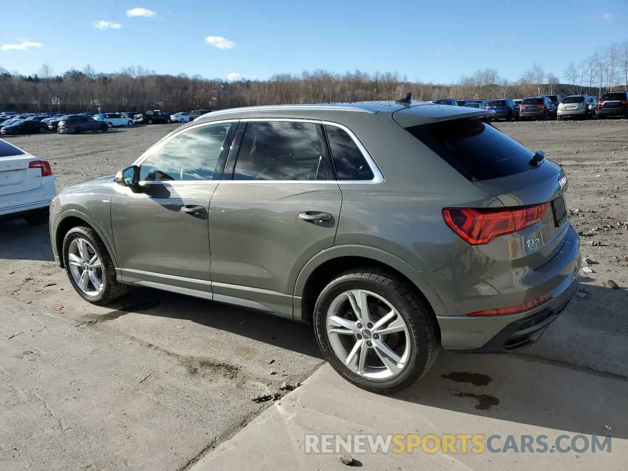 2 fotografías del automóvil dañado WA1DECF32L1018403 AUDI Q3 2020