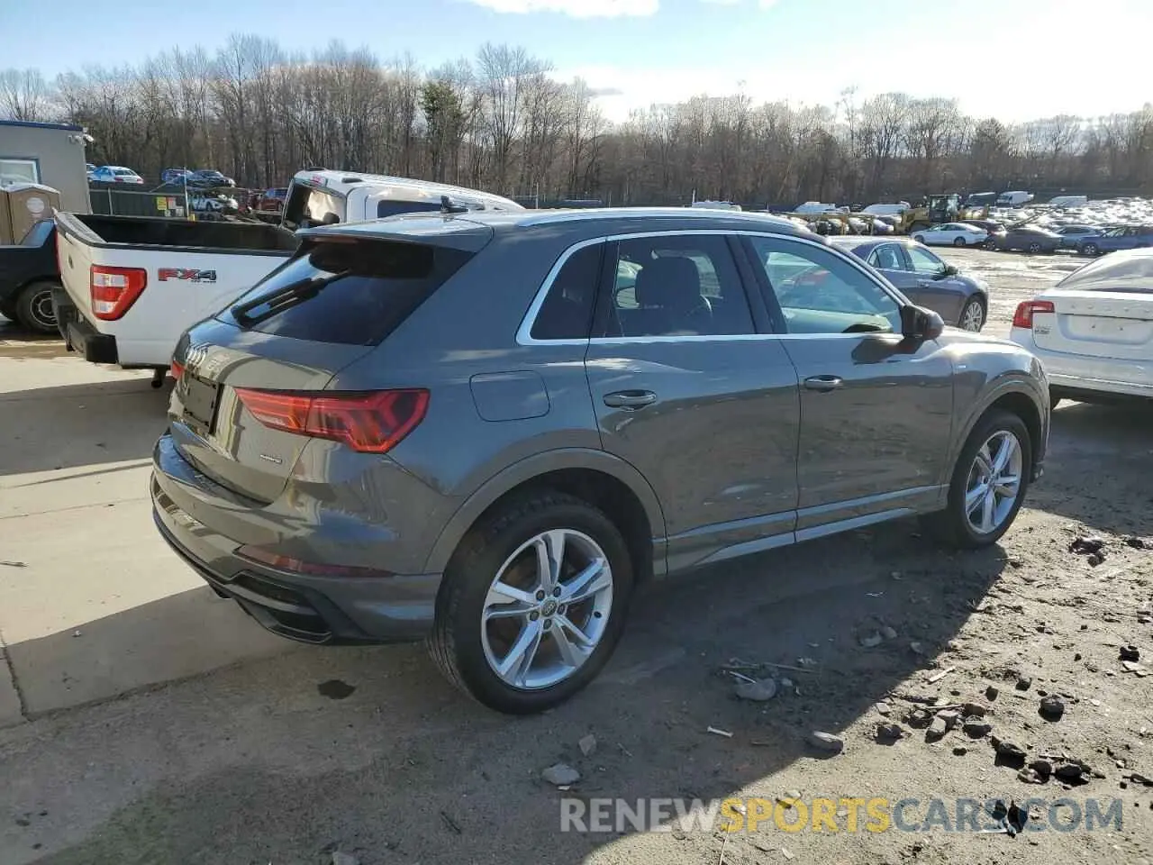 3 fotografías del automóvil dañado WA1DECF32L1018403 AUDI Q3 2020