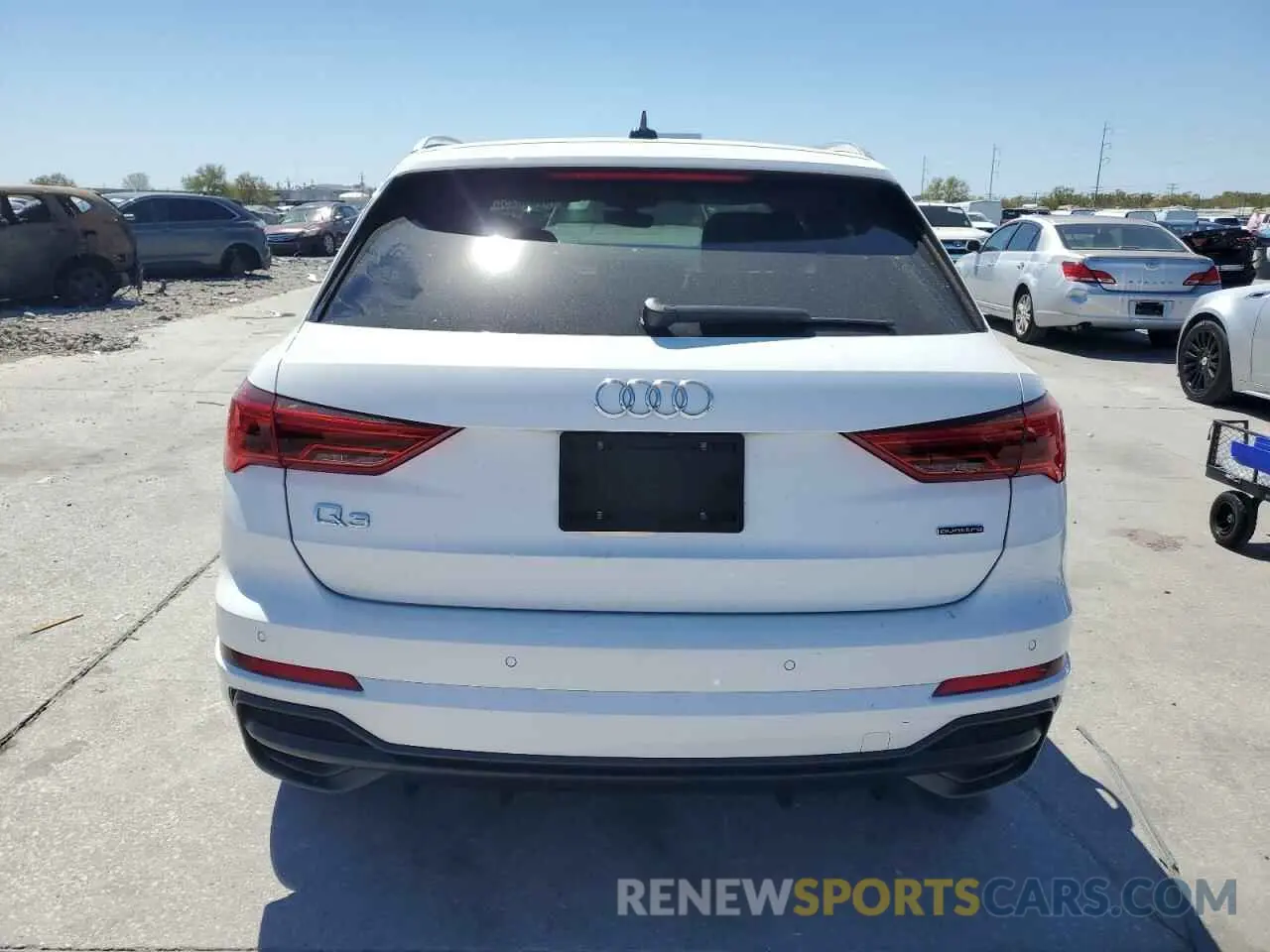 6 fotografías del automóvil dañado WA1DECF36L1016976 AUDI Q3 2020