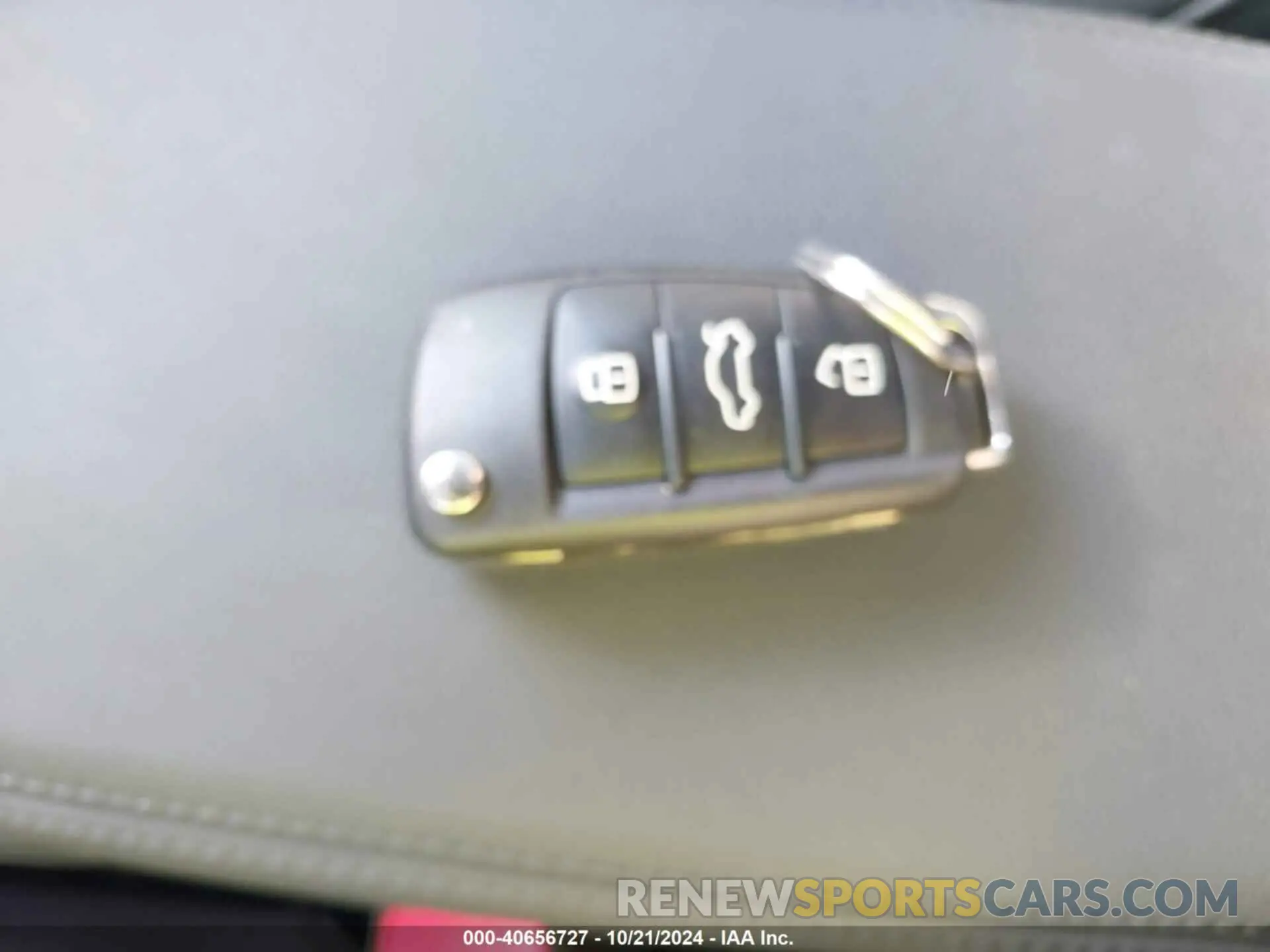11 fotografías del automóvil dañado WA1DECF38L1042186 AUDI Q3 2020