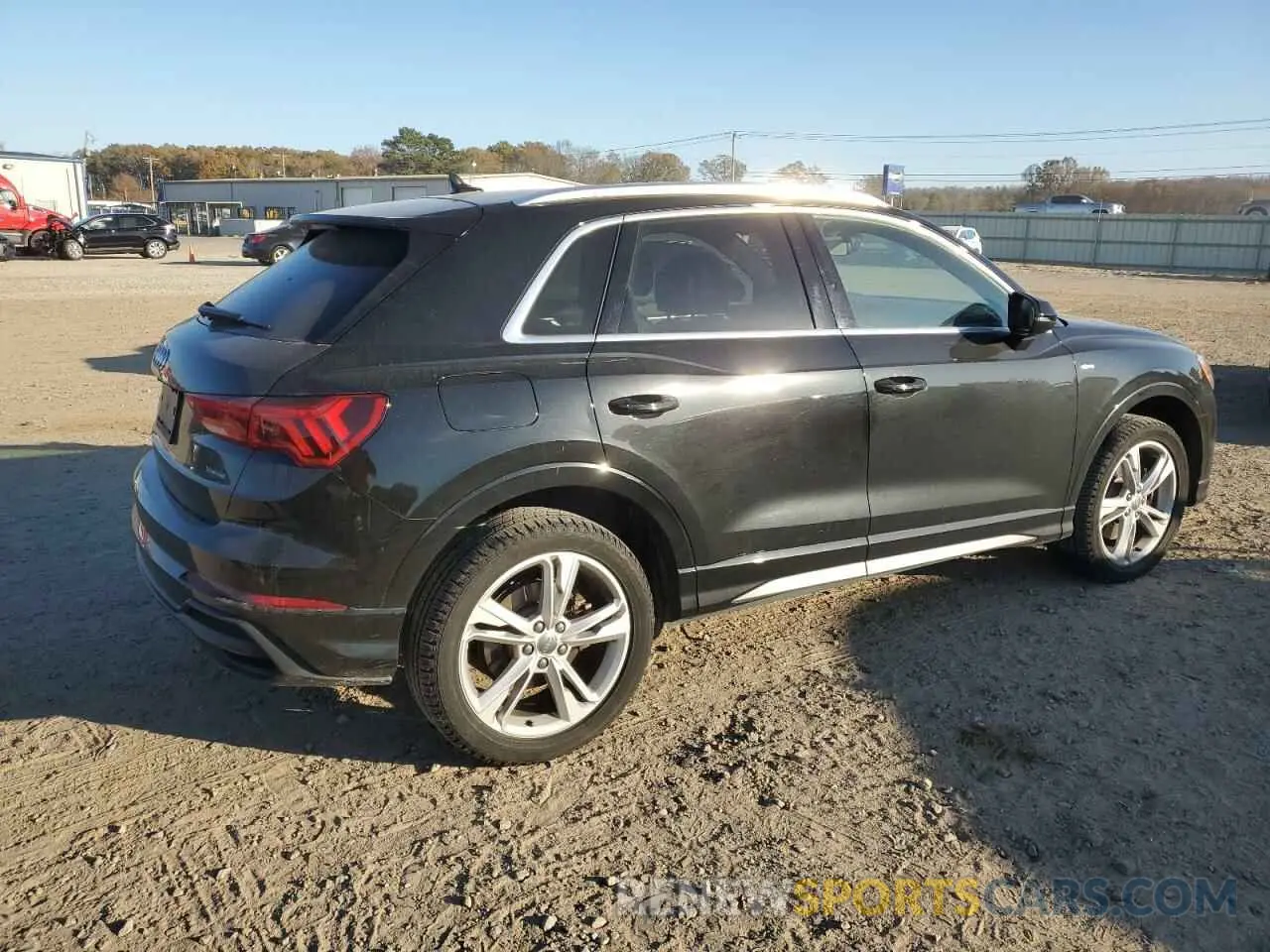 3 fotografías del automóvil dañado WA1DECF38L1073602 AUDI Q3 2020