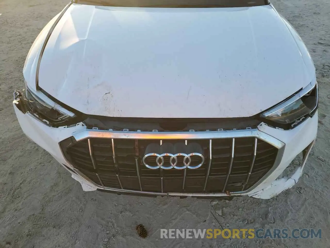 11 fotografías del automóvil dañado WA1DECF39L1124718 AUDI Q3 2020