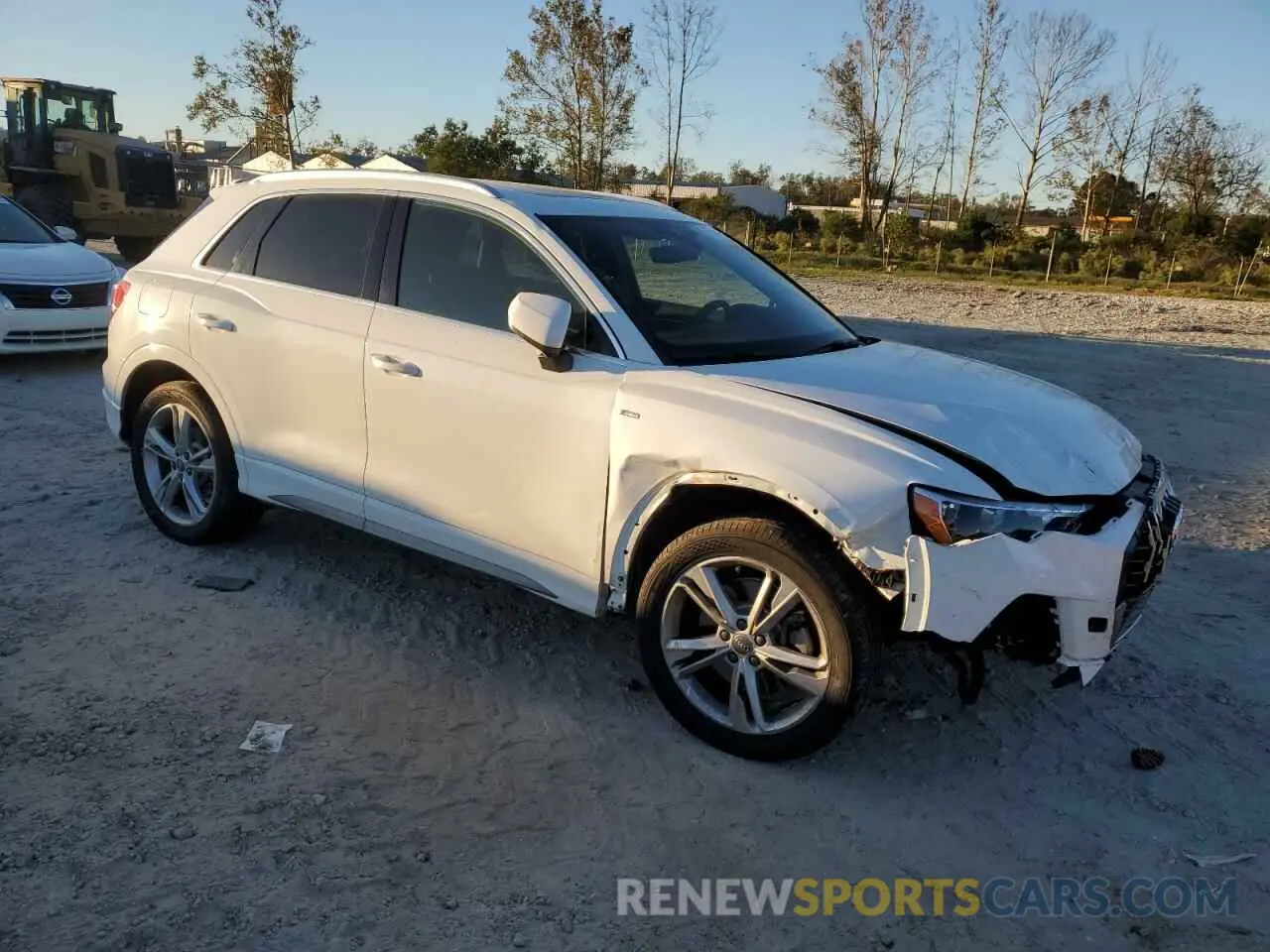 4 fotografías del automóvil dañado WA1DECF39L1124718 AUDI Q3 2020