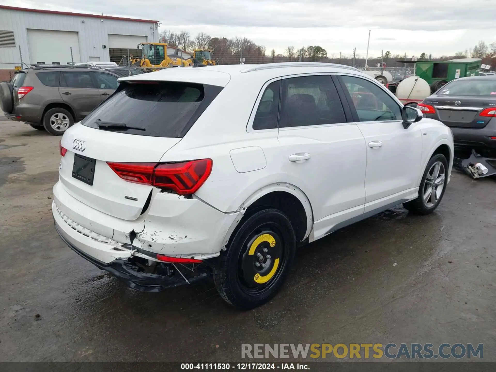 4 fotografías del automóvil dañado WA1DECF3XL1102582 AUDI Q3 2020