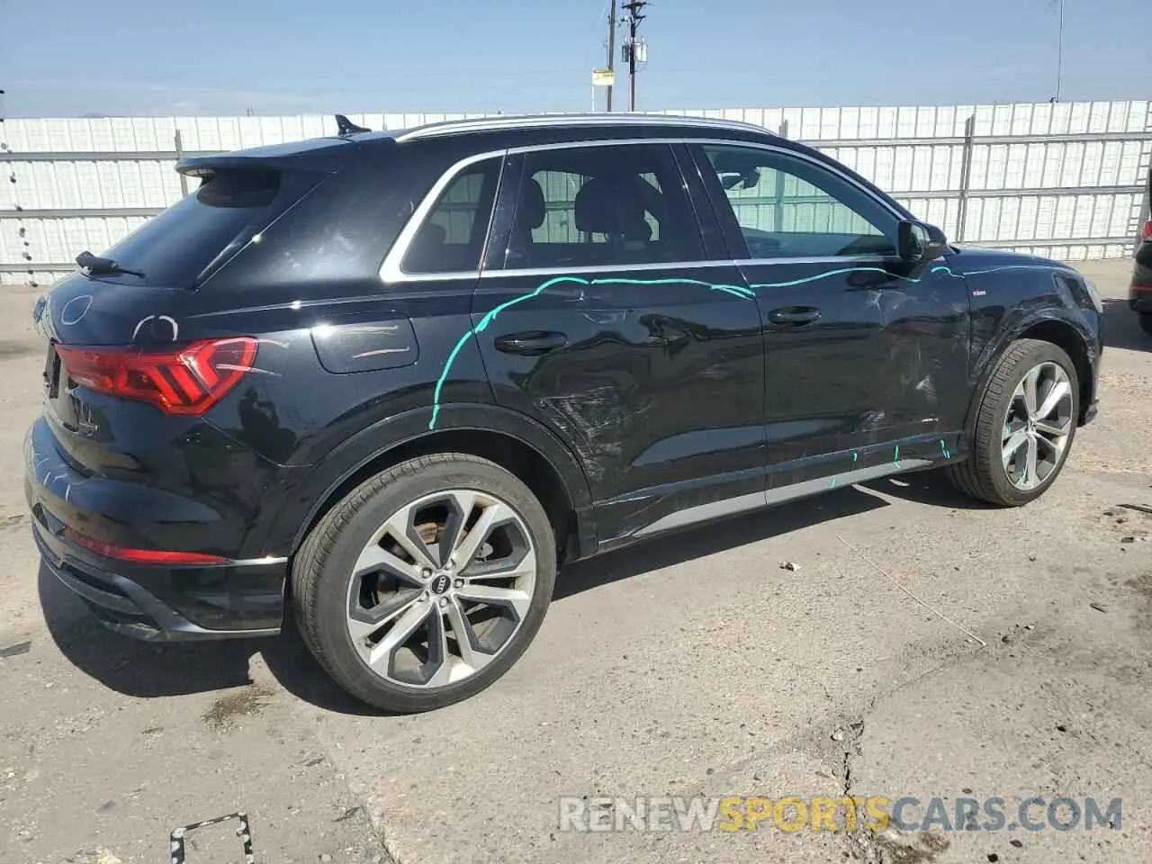 3 fotografías del automóvil dañado WA1EECF30L1080273 AUDI Q3 2020