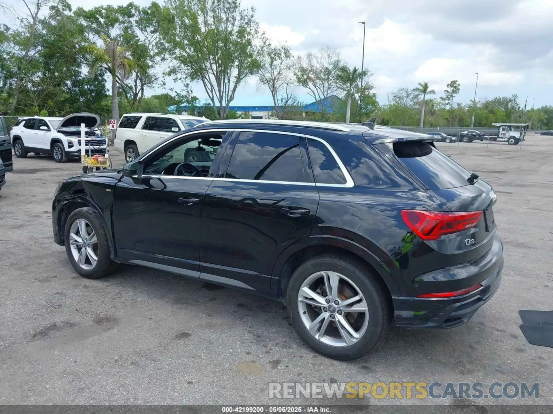 3 fotografías del automóvil dañado WA1EECF33L1052774 AUDI Q3 2020