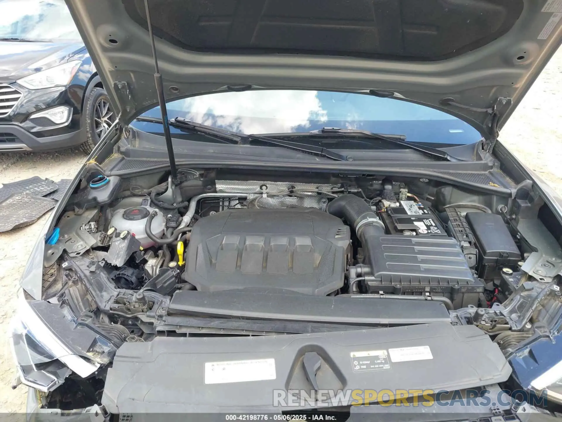 10 fotografías del automóvil dañado WA1EECF34L1030072 AUDI Q3 2020