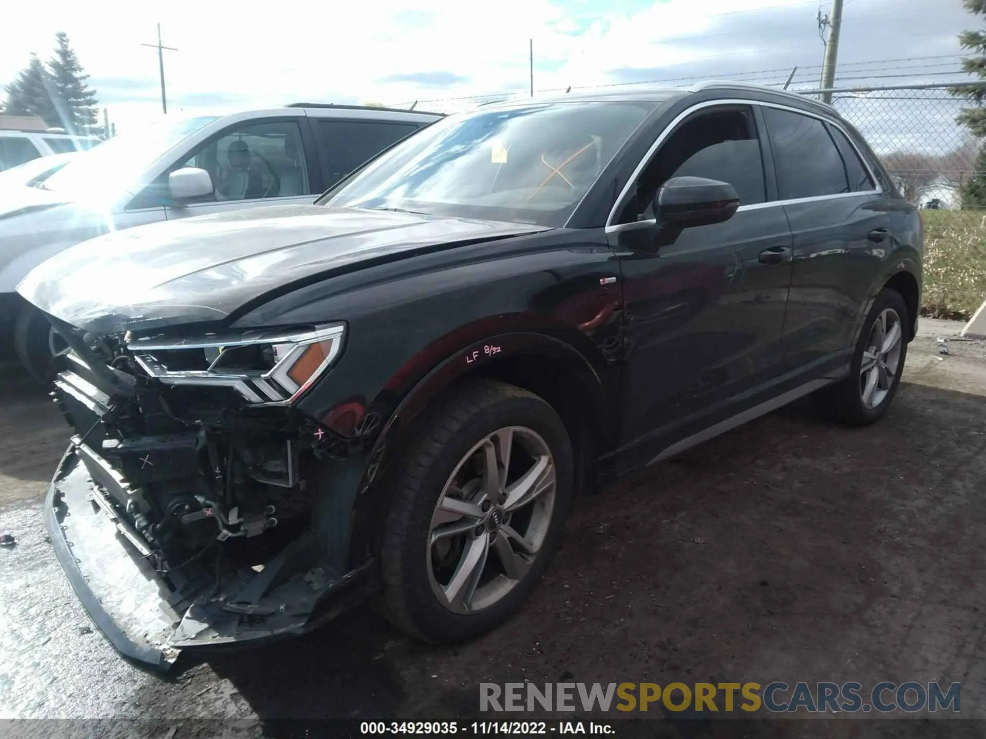 2 fotografías del automóvil dañado WA1EECF35L1084951 AUDI Q3 2020